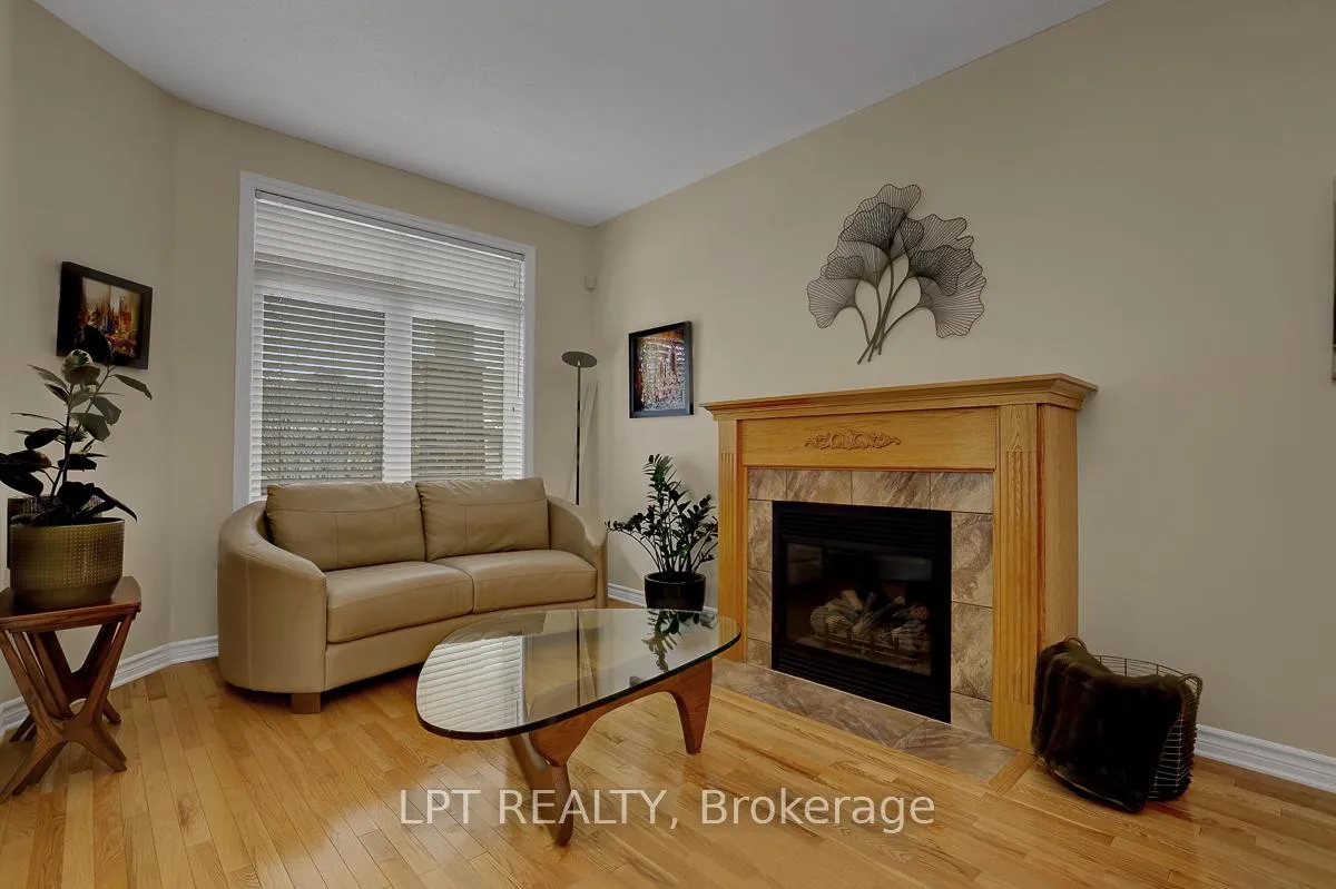 Photo 3 of 346 Jackson Stitt Circle, Ottawa, Stittsville (North) — HOMEH