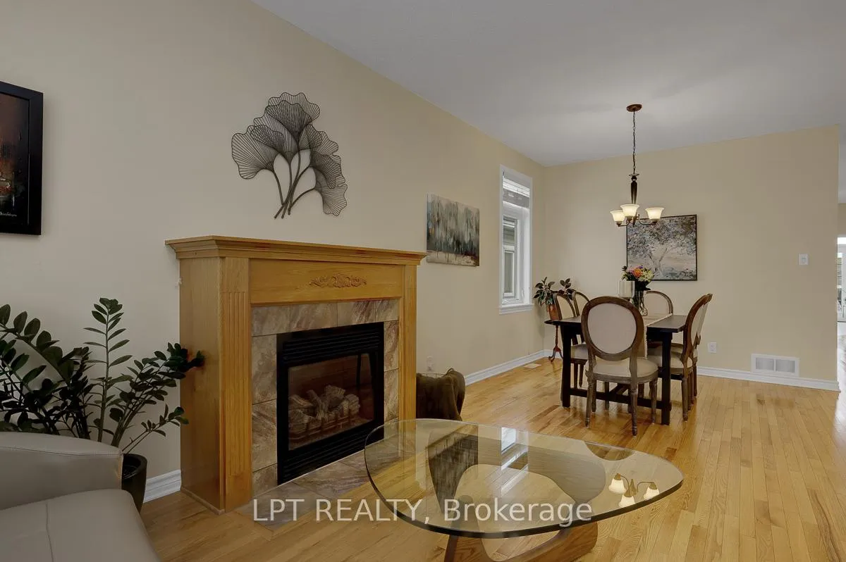 Photo 5 of 346 Jackson Stitt Circle, Ottawa, Stittsville (North) — HOMEH