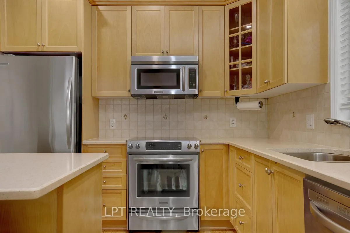 Photo 10 of 346 Jackson Stitt Circle, Ottawa, Stittsville (North) — HOMEH