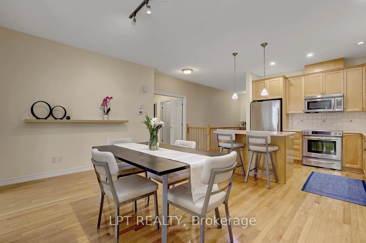 Photo 12 of 346 Jackson Stitt Circle, Ottawa, Stittsville (North) — HOMEH