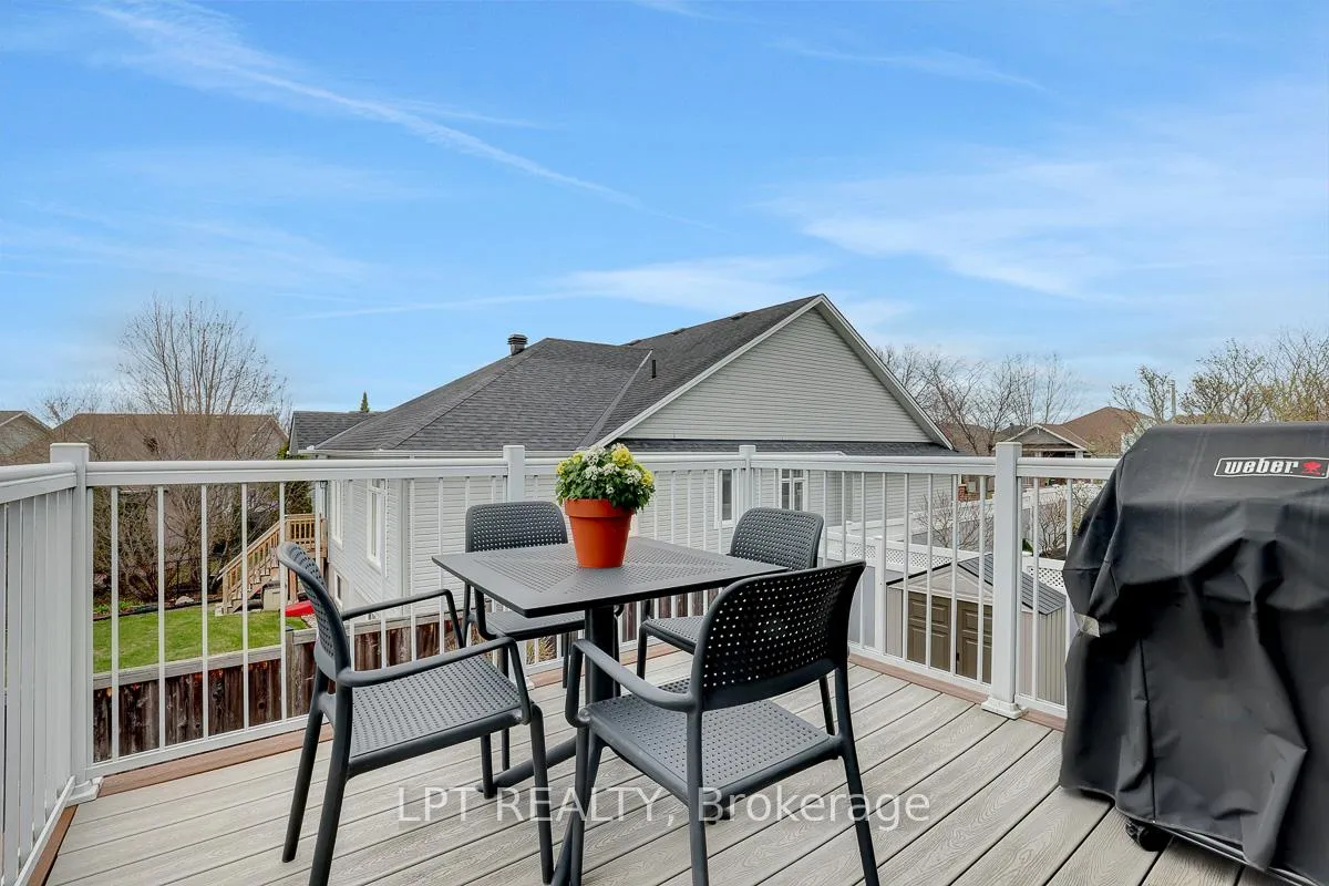 Photo 17 of 346 Jackson Stitt Circle, Ottawa, Stittsville (North) — HOMEH