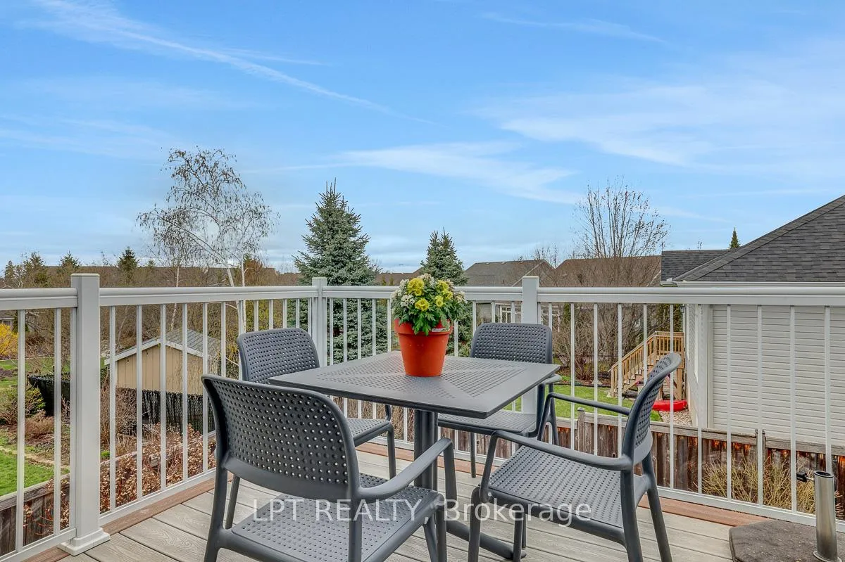 Photo 18 of 346 Jackson Stitt Circle, Ottawa, Stittsville (North) — HOMEH