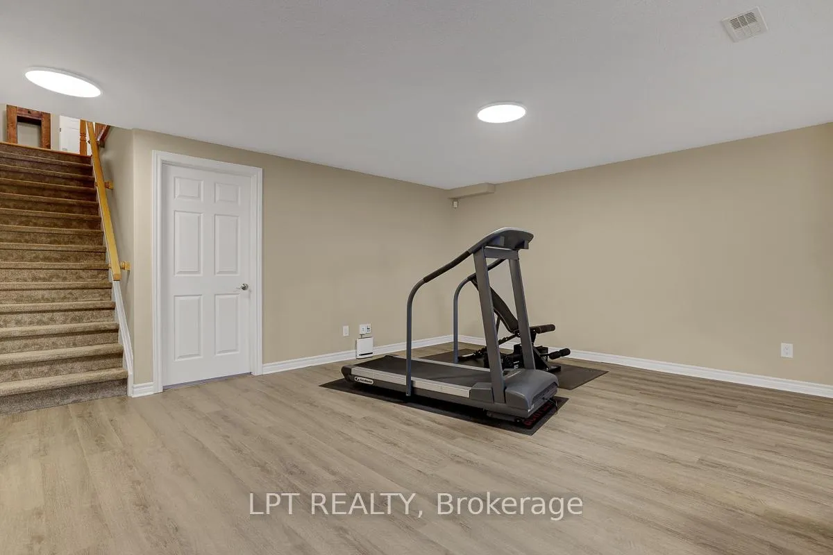 Photo 27 of 346 Jackson Stitt Circle, Ottawa, Stittsville (North) — HOMEH