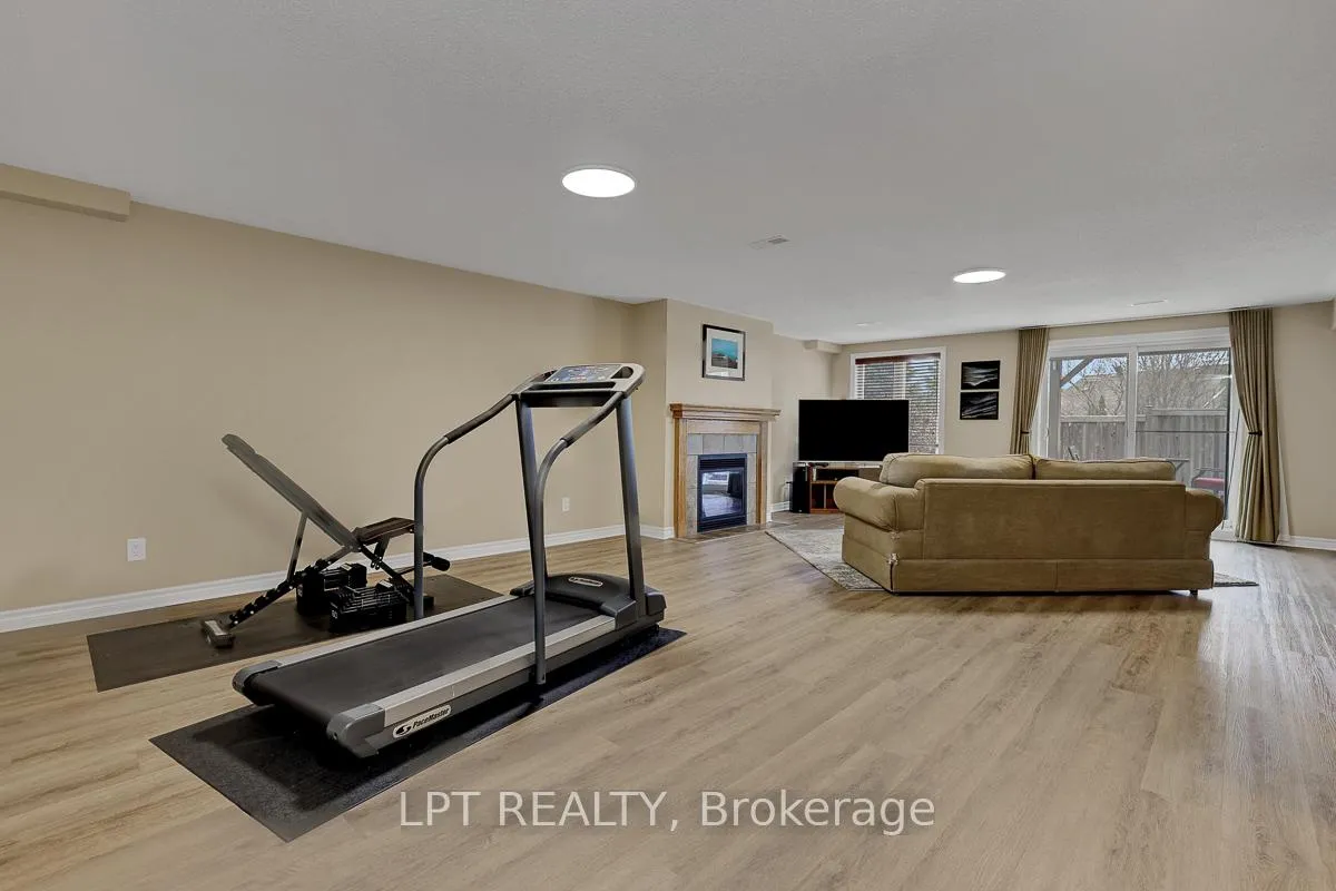 Photo 28 of 346 Jackson Stitt Circle, Ottawa, Stittsville (North) — HOMEH