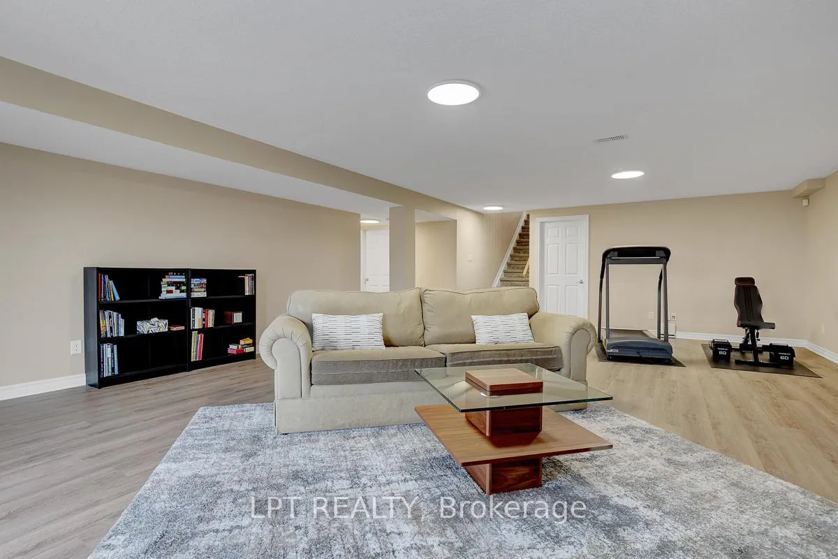 Photo 30 of 346 Jackson Stitt Circle, Ottawa, Stittsville (North) — HOMEH