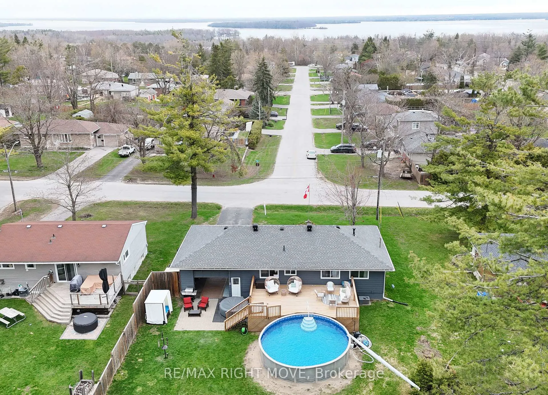 Photo 32 of 63 Fourth Street, Orillia — HOMEH