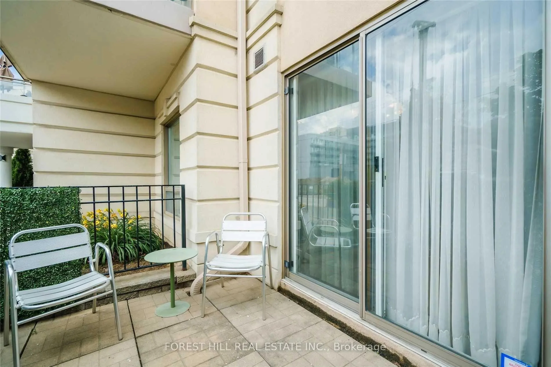 Photo 21 of Unit 103, 9 Greenbriar Road, North York, Bayview Village — HOMEH
