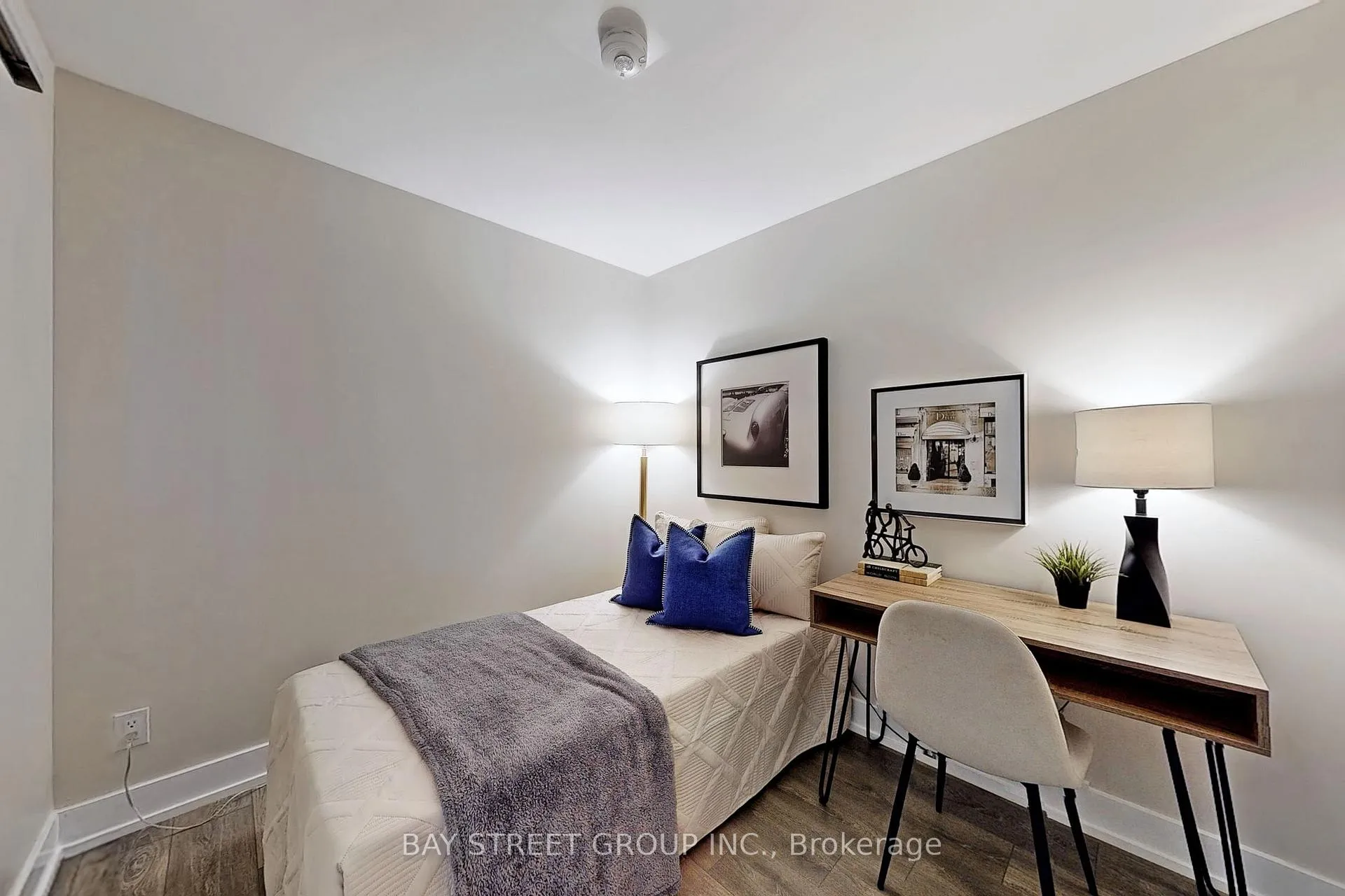 Photo 6 of Unit 503, 180 Fairview Mall Drive, North York, Don Valley Village — HOMEH