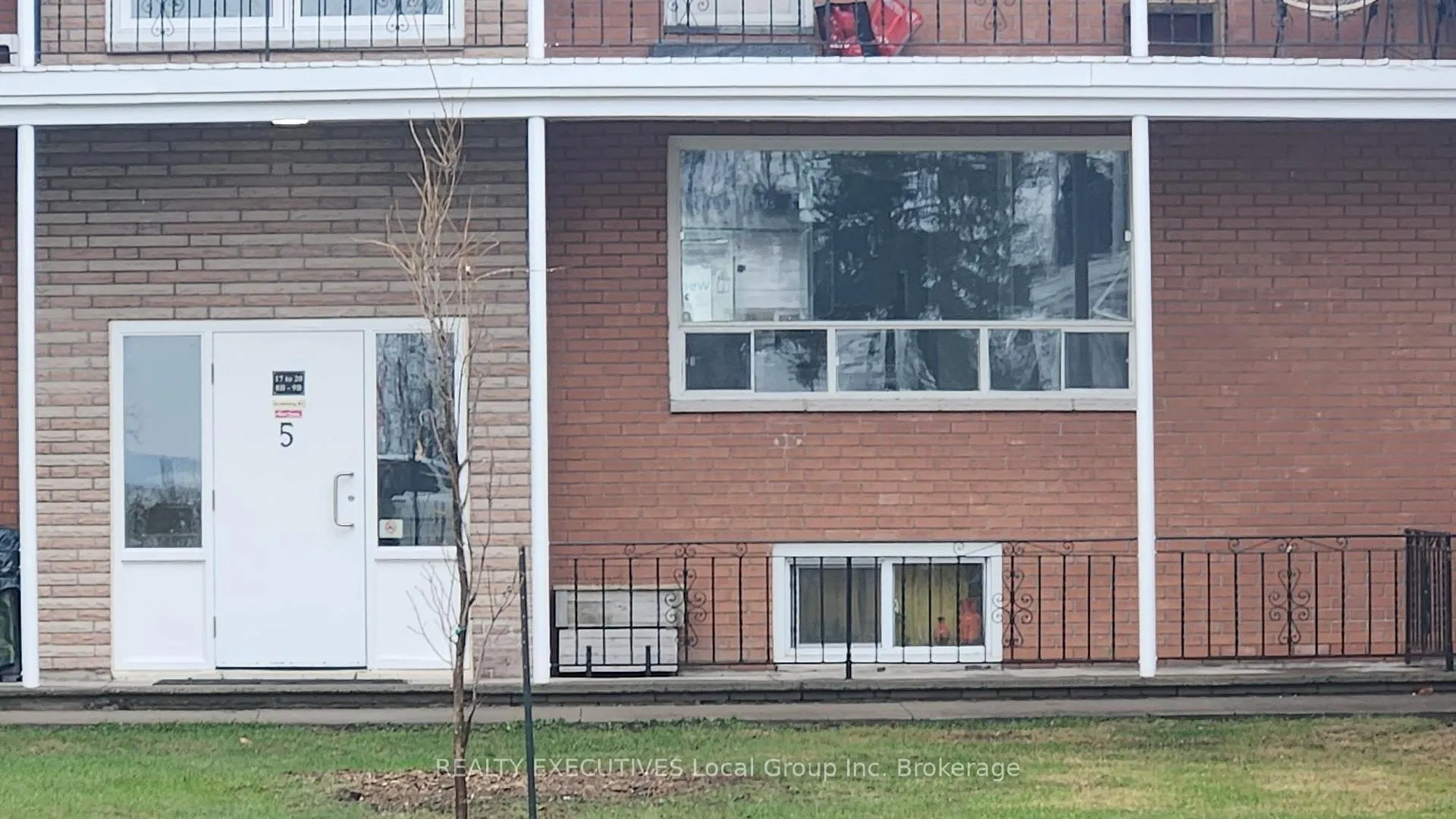 Front of Unit 19, 40 Judge Avenue