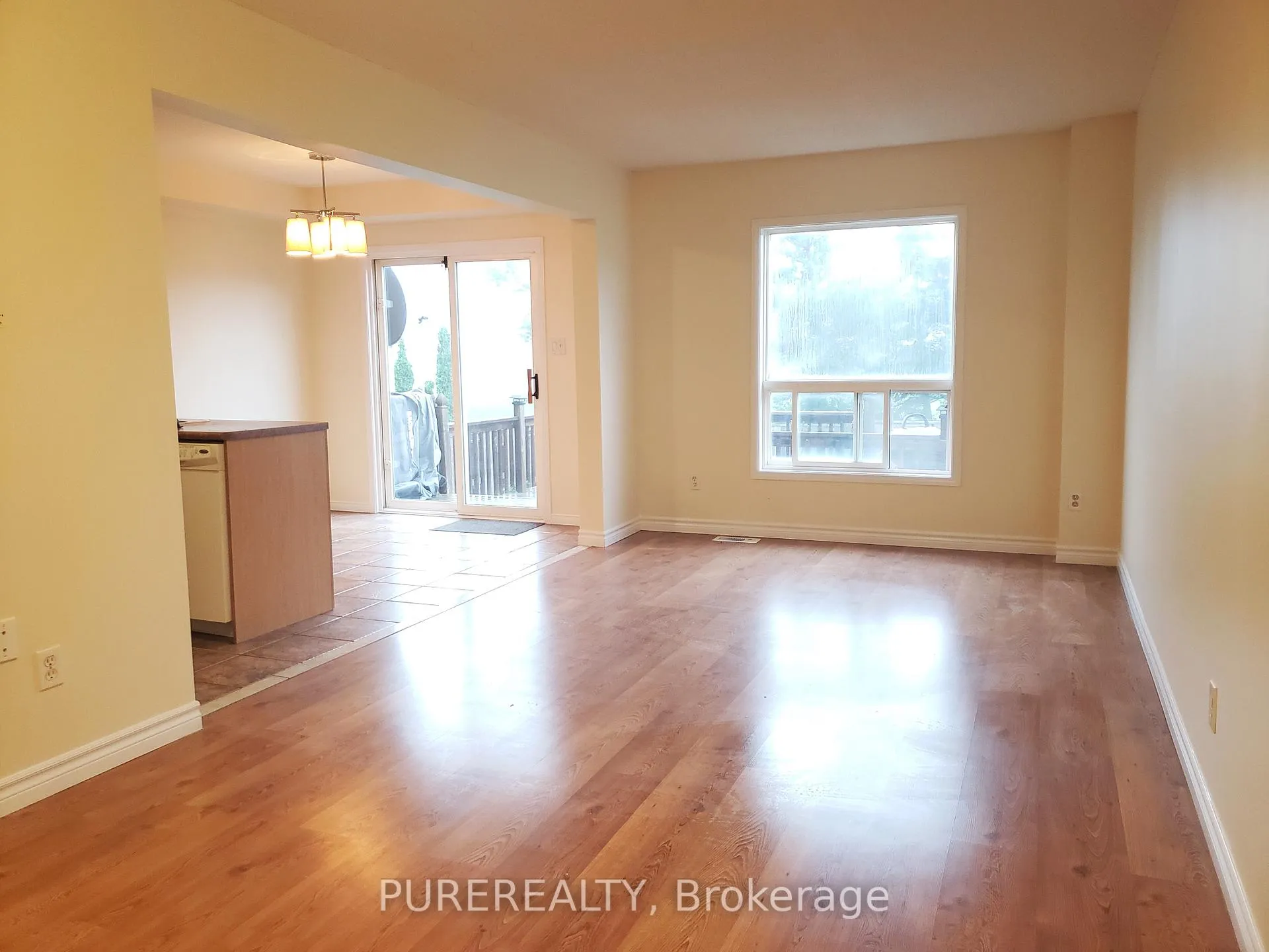 Photo 6 of 69 Shadyglen Drive, Hamilton, Stoney Creek Mountain — HOMEH