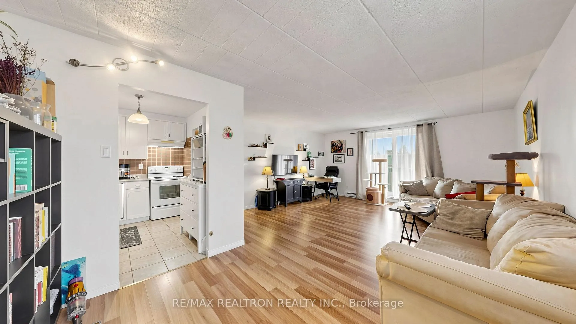 Photo 18 of Unit 208, 75 Hazelglen Drive, Kitchener — HOMEH