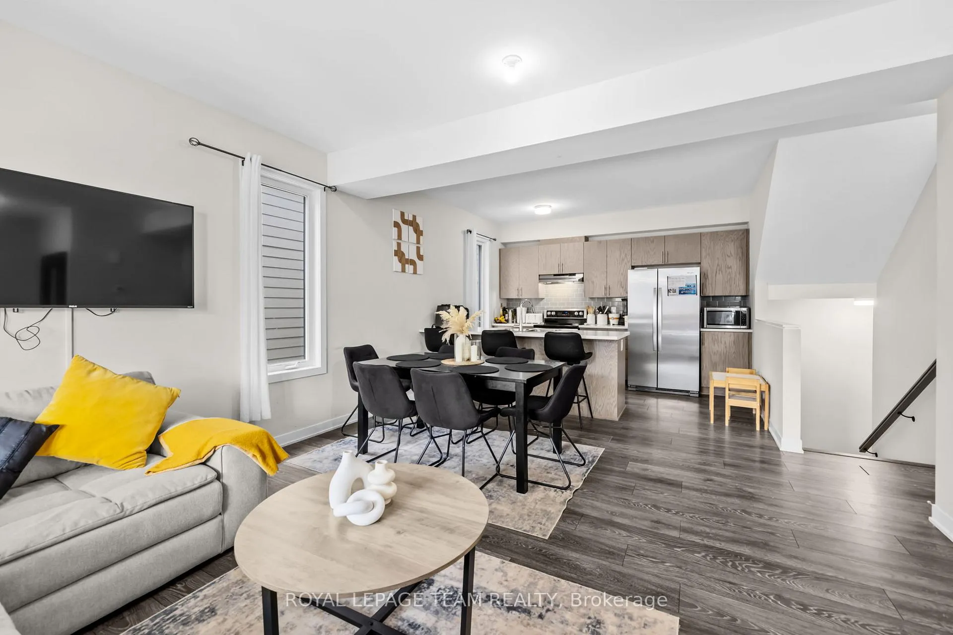 Photo 6 of 233 Speckled Alder Row, Ottawa, Barrhaven - Half Moon Bay — HOMEH
