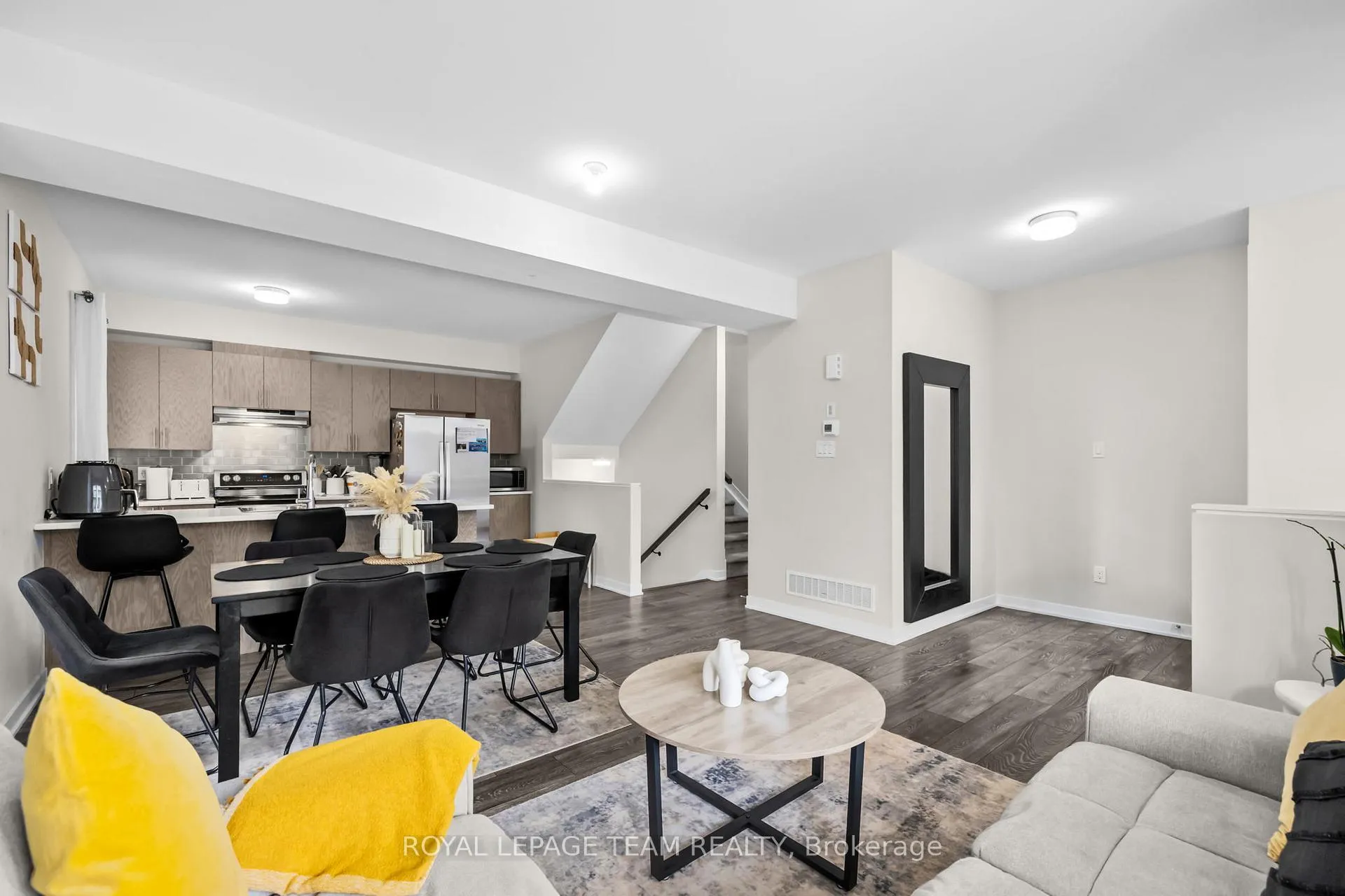 Photo 9 of 233 Speckled Alder Row, Ottawa, Barrhaven - Half Moon Bay — HOMEH