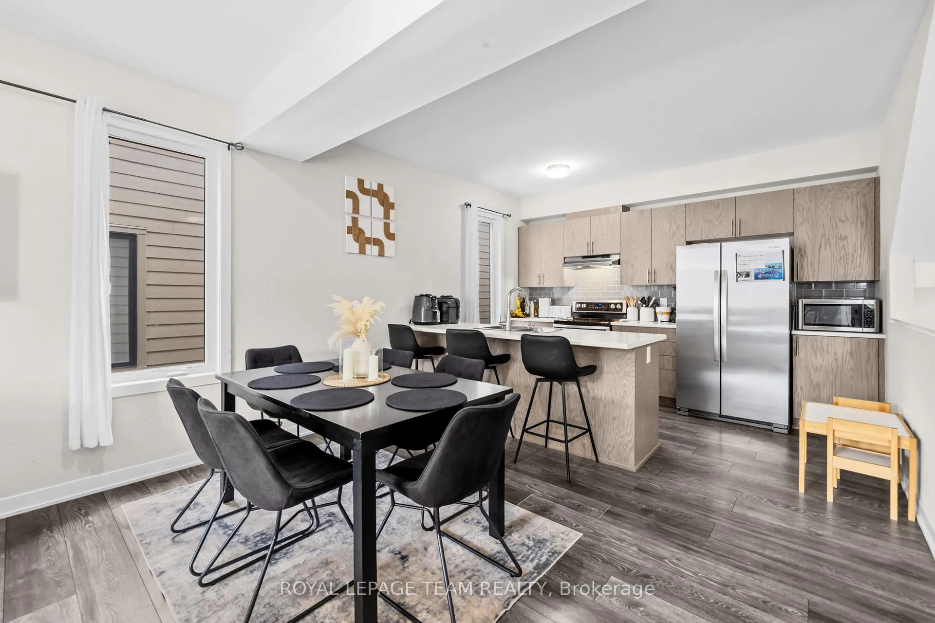 Photo 10 of 233 Speckled Alder Row, Ottawa, Barrhaven - Half Moon Bay — HOMEH