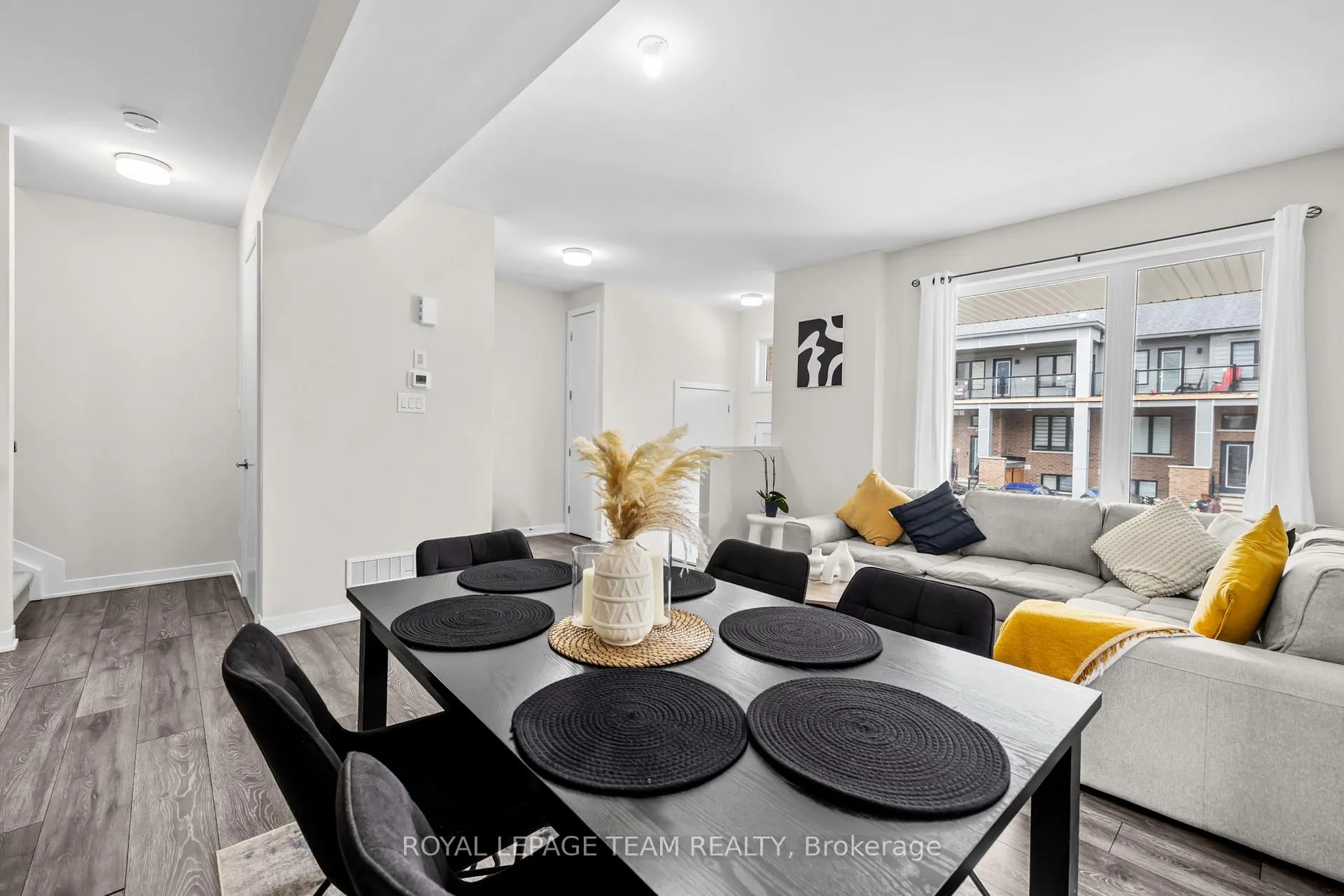 Photo 13 of 233 Speckled Alder Row, Ottawa, Barrhaven - Half Moon Bay — HOMEH