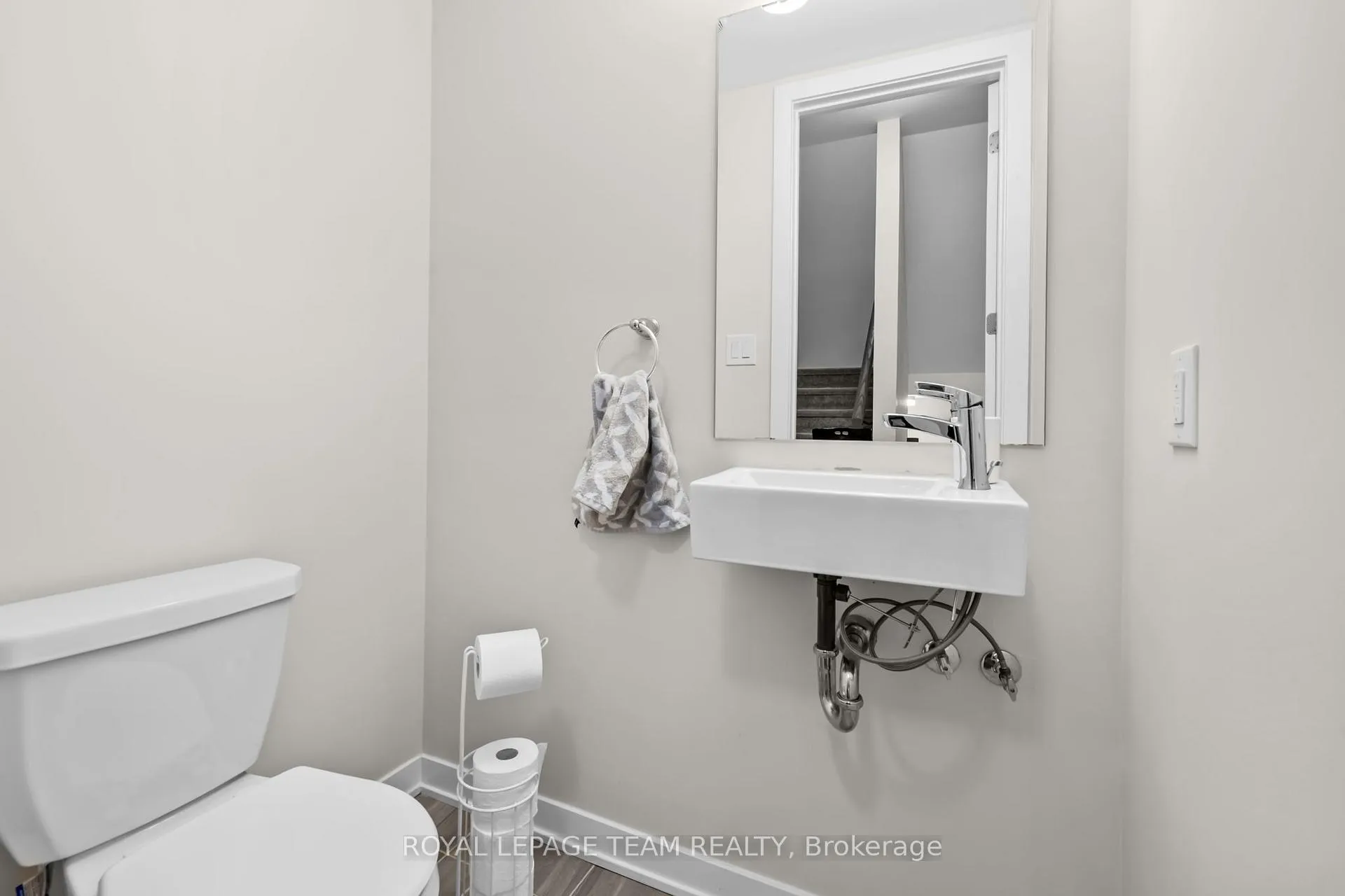 Photo 14 of 233 Speckled Alder Row, Ottawa, Barrhaven - Half Moon Bay — HOMEH