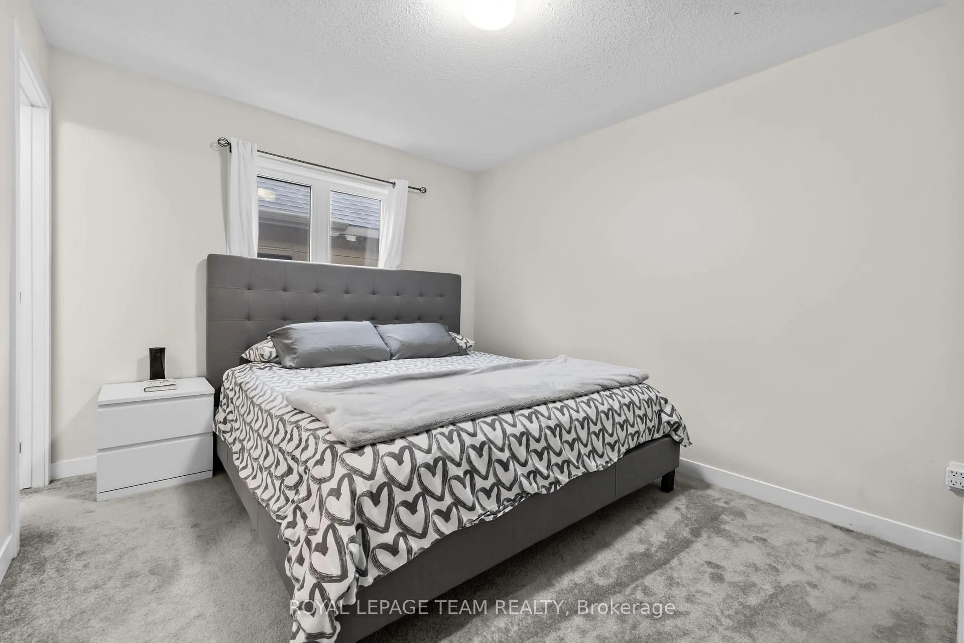 Photo 15 of 233 Speckled Alder Row, Ottawa, Barrhaven - Half Moon Bay — HOMEH