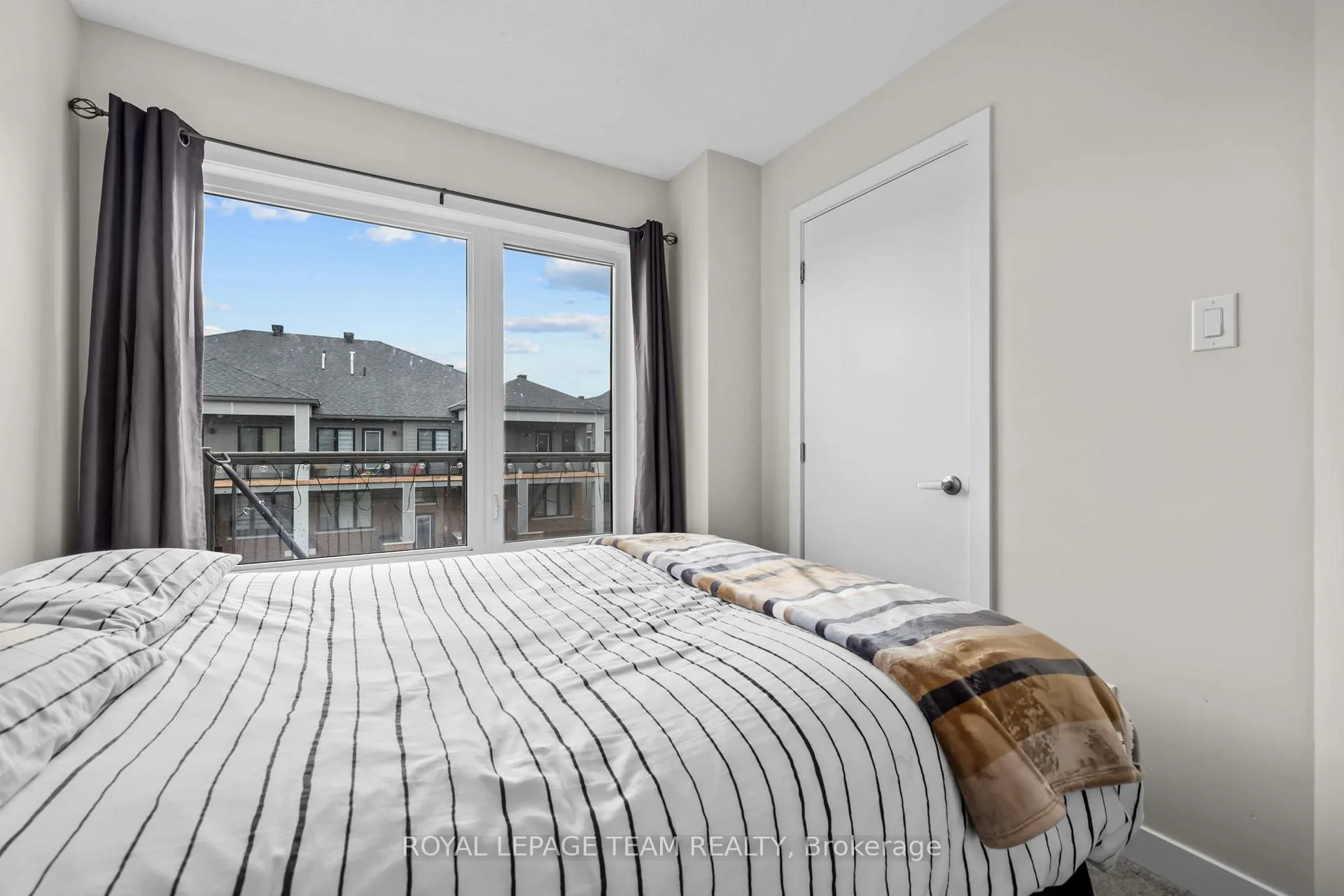 Photo 21 of 233 Speckled Alder Row, Ottawa, Barrhaven - Half Moon Bay — HOMEH