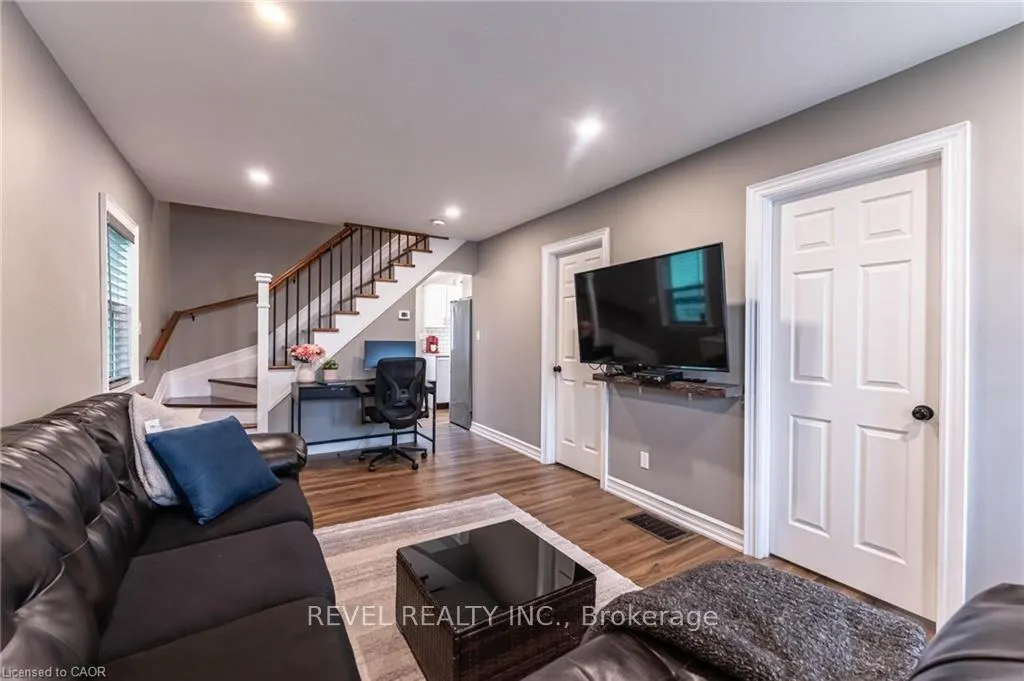 Photo 7 of 140 Royal Avenue, Hamilton, Ainslie Wood — HOMEH