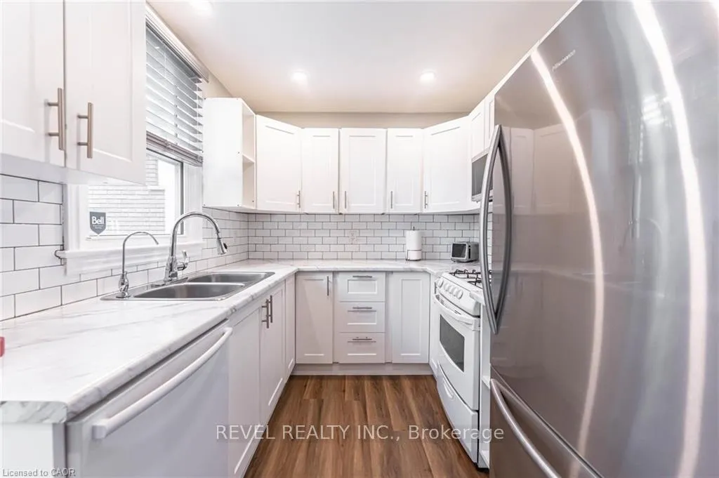 Photo 13 of 140 Royal Avenue, Hamilton, Ainslie Wood — HOMEH