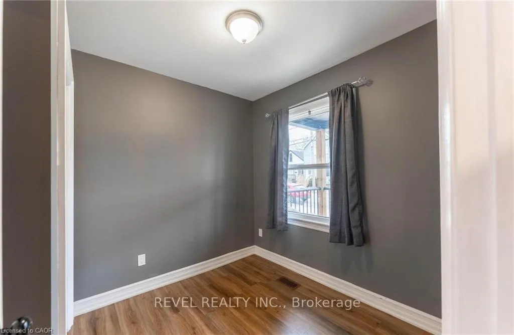 Photo 19 of 140 Royal Avenue, Hamilton, Ainslie Wood — HOMEH