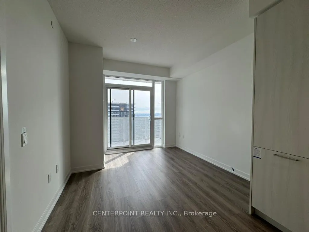 Photo 9 of Unit 4916, 195 Commerce Street, Vaughan, Vaughan Corporate Centre — HOMEH
