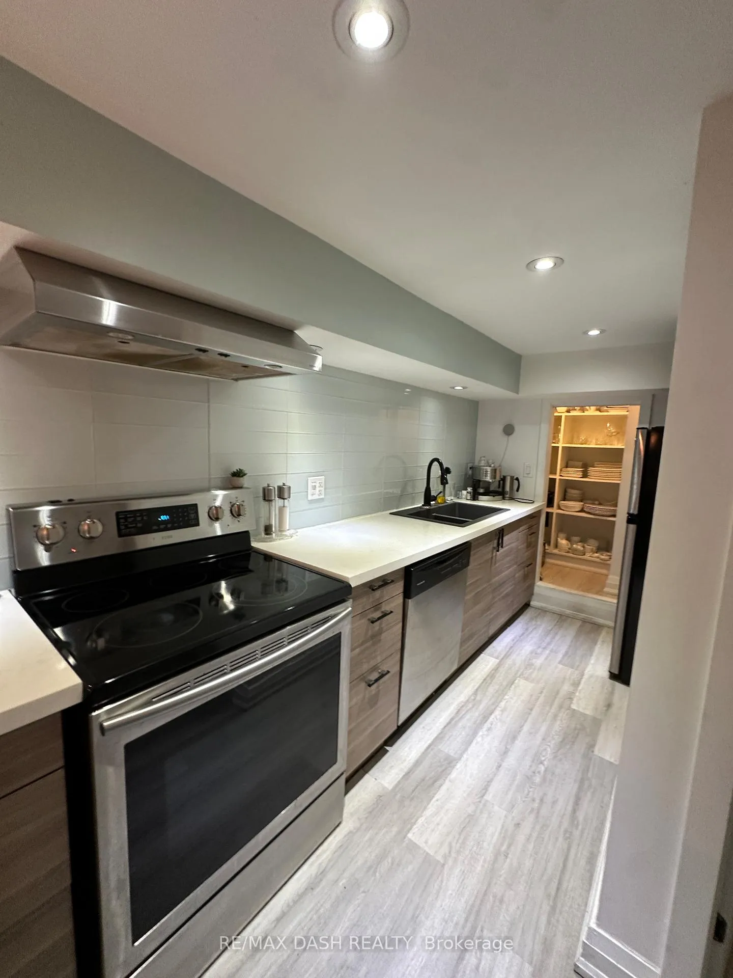 Photo 7 of Unit Bsmnt, 38 Hammersmith Avenue, Toronto, The Beaches — HOMEH