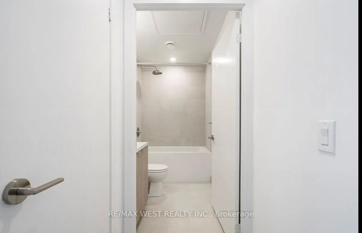 Photo 16 of Unit 1209, 2020 Bathurst Street, Toronto, Humewood-Cedarvale — HOMEH