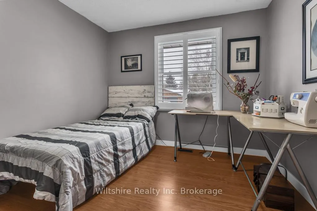 Photo 19 of 32 Devon Court, Tillsonburg — HOMEH