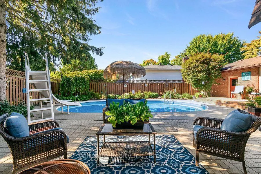 Photo 26 of 32 Devon Court, Tillsonburg — HOMEH