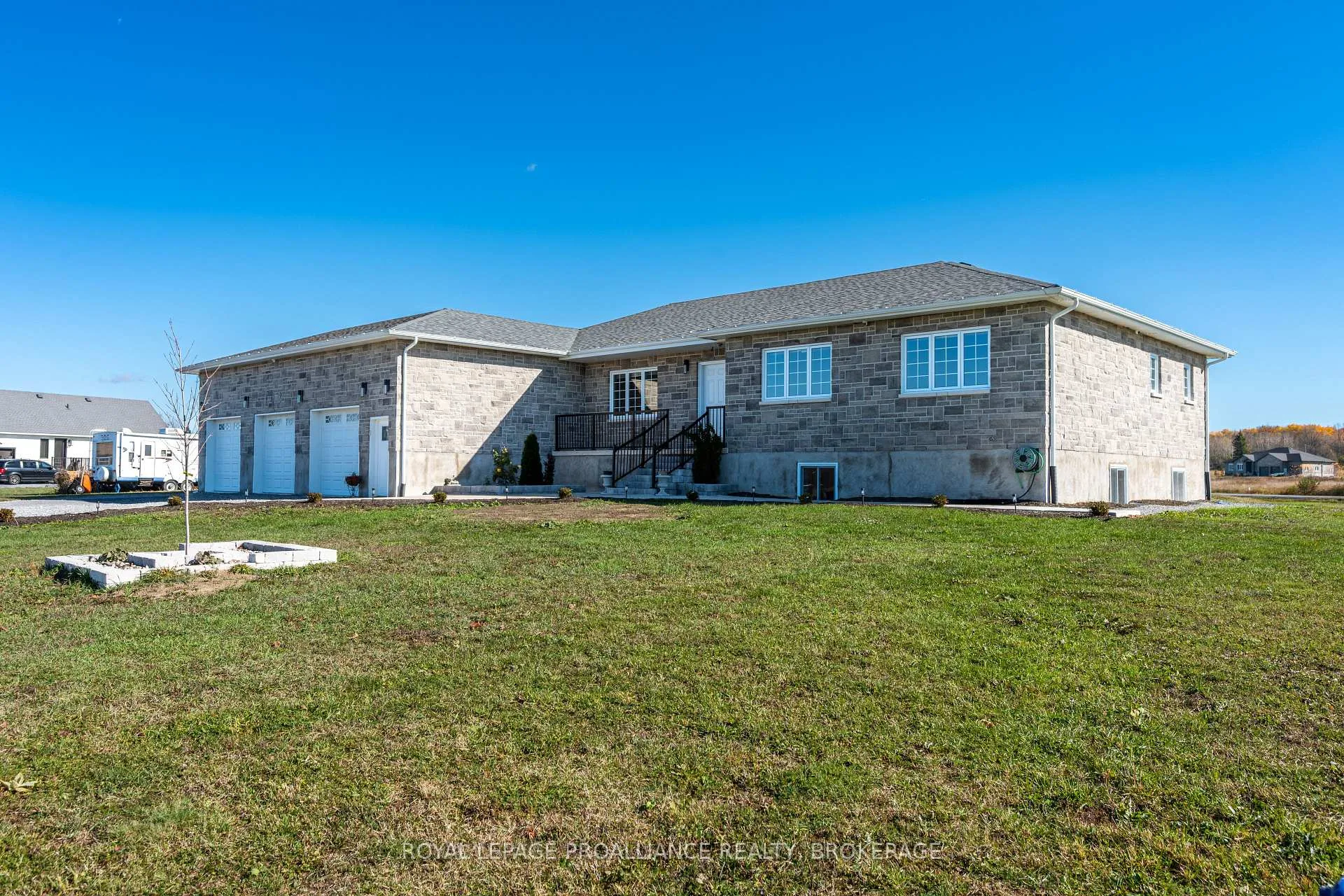 Photo 3 of 103 Hineman Street, Kingston, City North of 401 — HOMEH