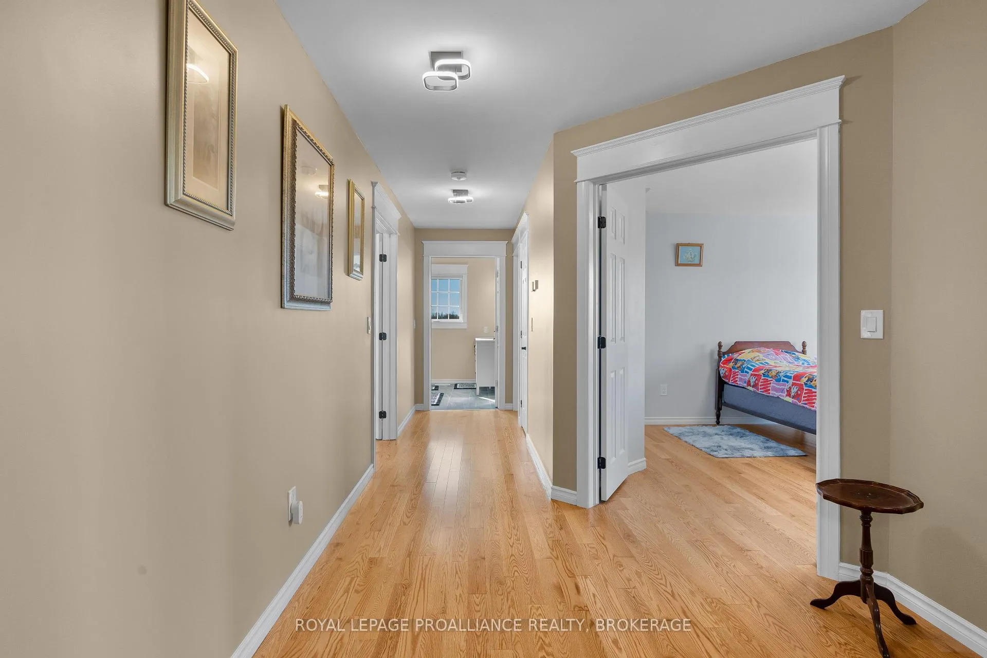 Photo 10 of 103 Hineman Street, Kingston, City North of 401 — HOMEH