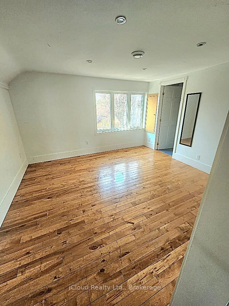 Photo 10 of 645 Beach Boulevard, Hamilton, Hamilton Beach — HOMEH