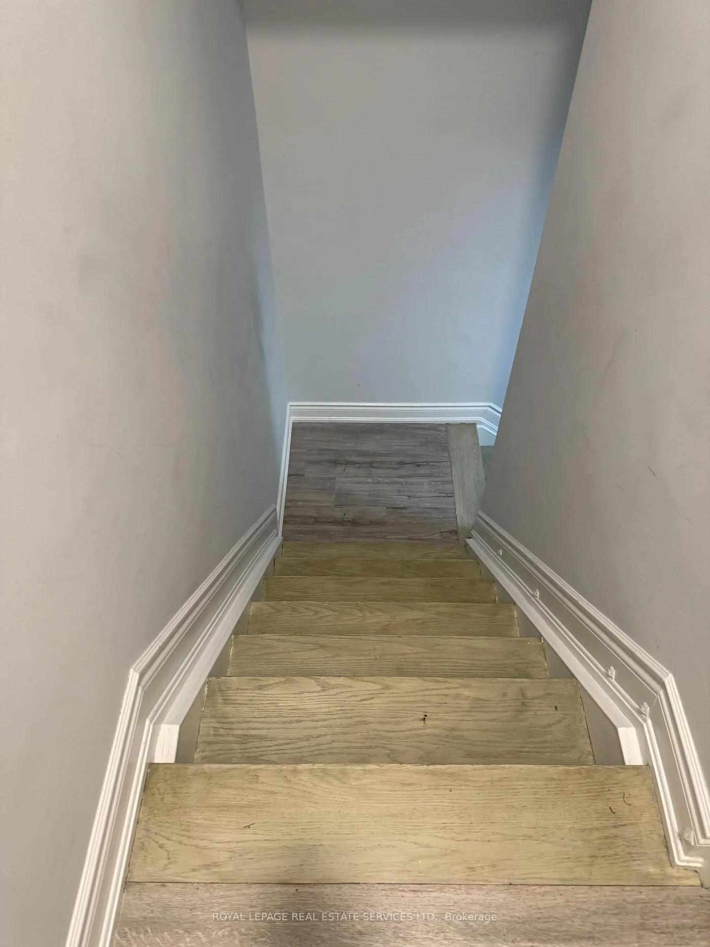 Photo 16 of Unit Bsmt, 858 Khan Crescent, Mississauga, East Credit — HOMEH