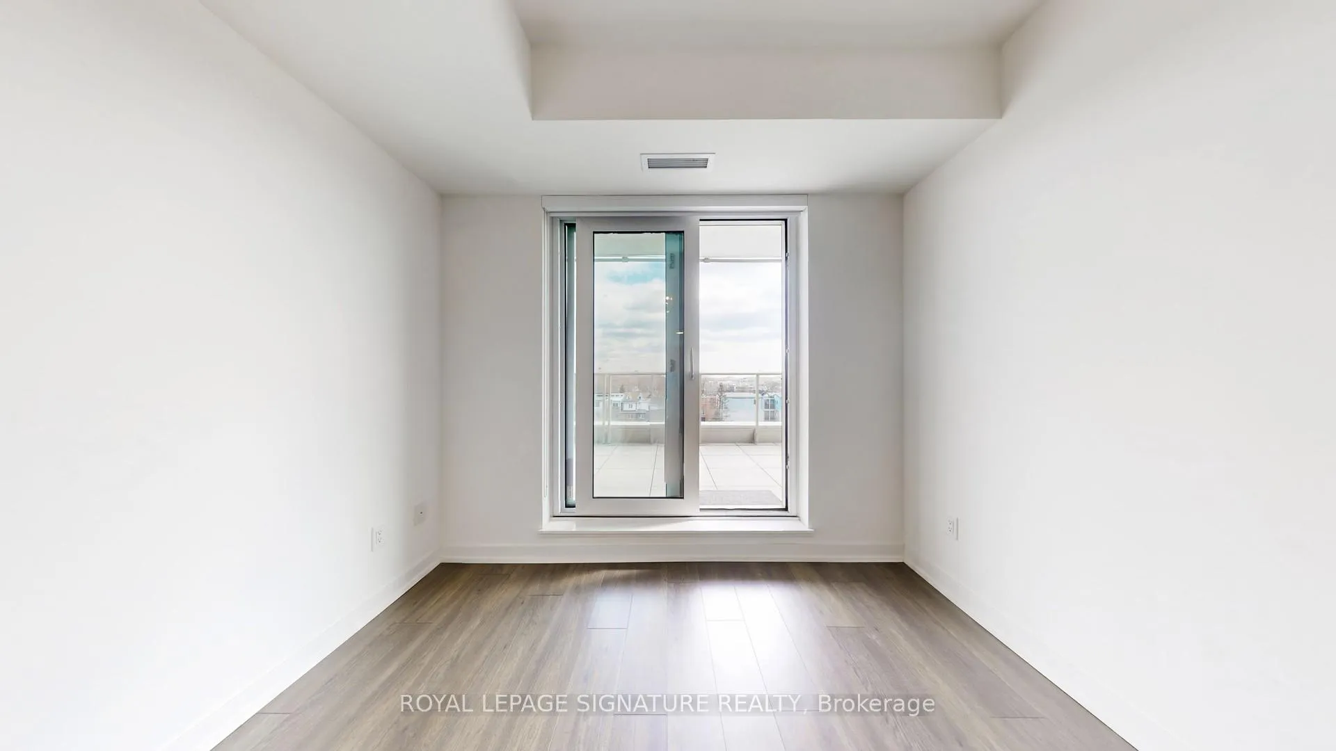 Photo 8 of Unit 633, 150 Logan Avenue, Toronto, South Riverdale — HOMEH