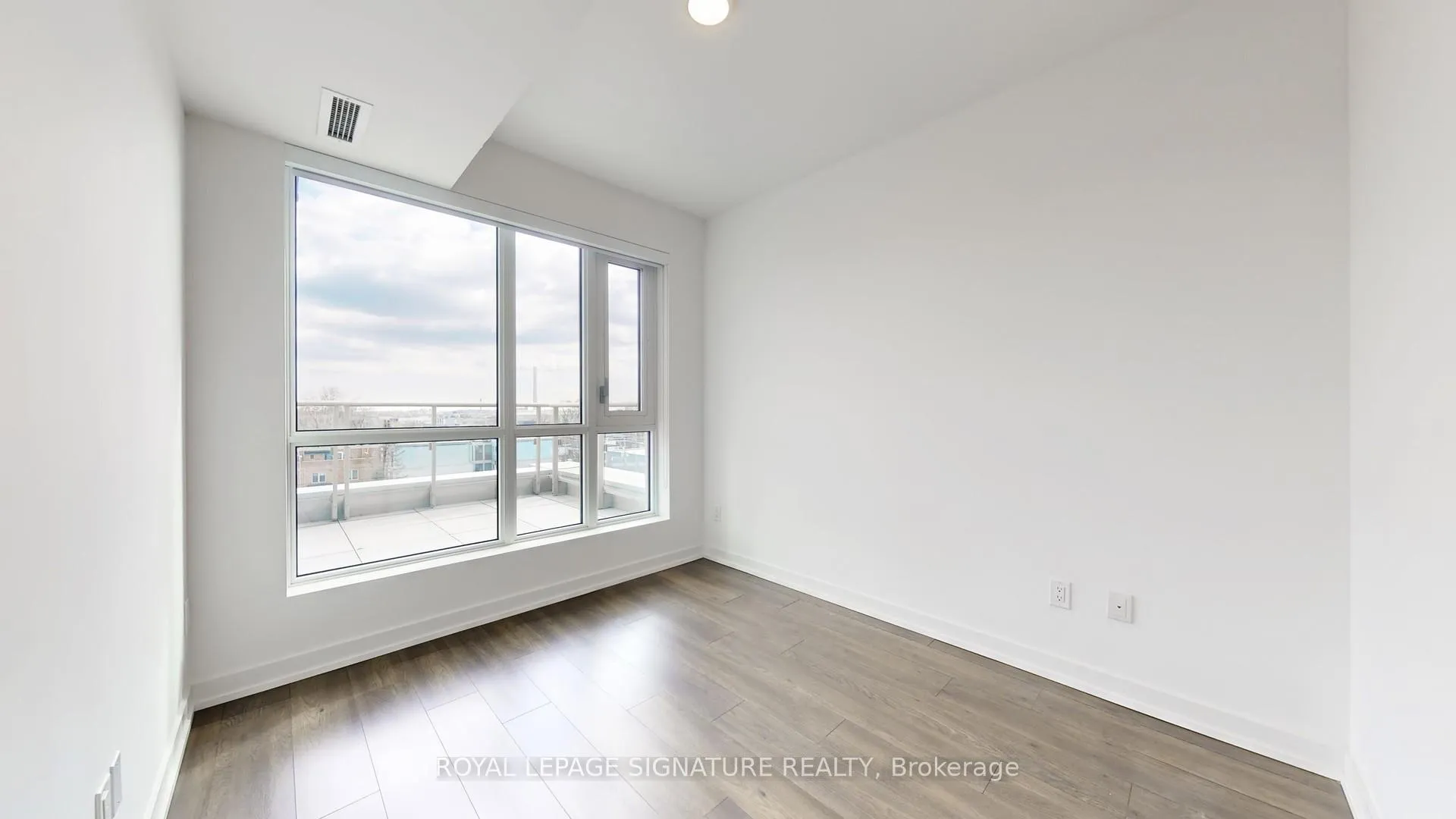 Photo 13 of Unit 633, 150 Logan Avenue, Toronto, South Riverdale — HOMEH