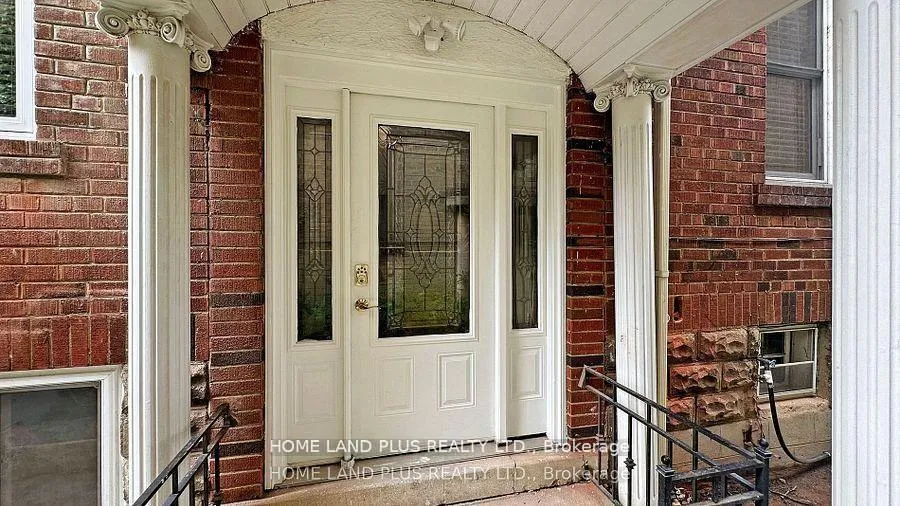 Photo 2 of Unit Unit 1, 919 Avenue Road, Toronto, Yonge-Eglinton — HOMEH