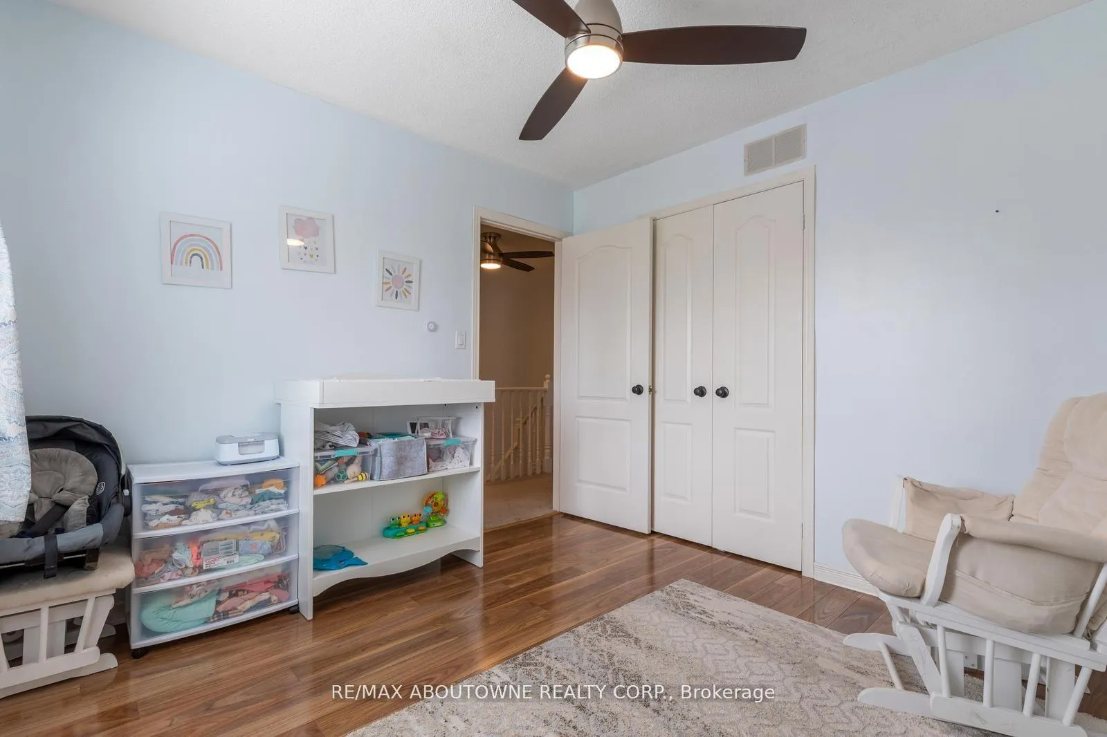 Photo 21 of 30 Harnesworth Crescent, Hamilton, Waterdown — HOMEH