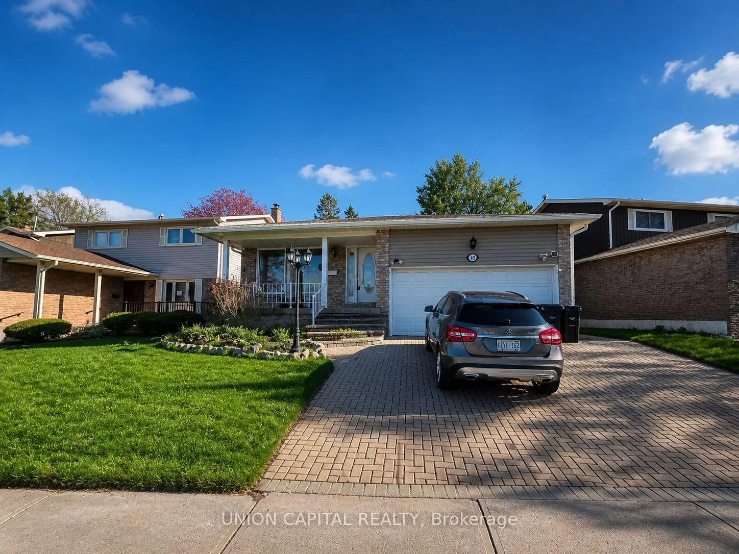 Photo 1 of 43 Fireside Drive, Scarborough, Rouge — HOMEH
