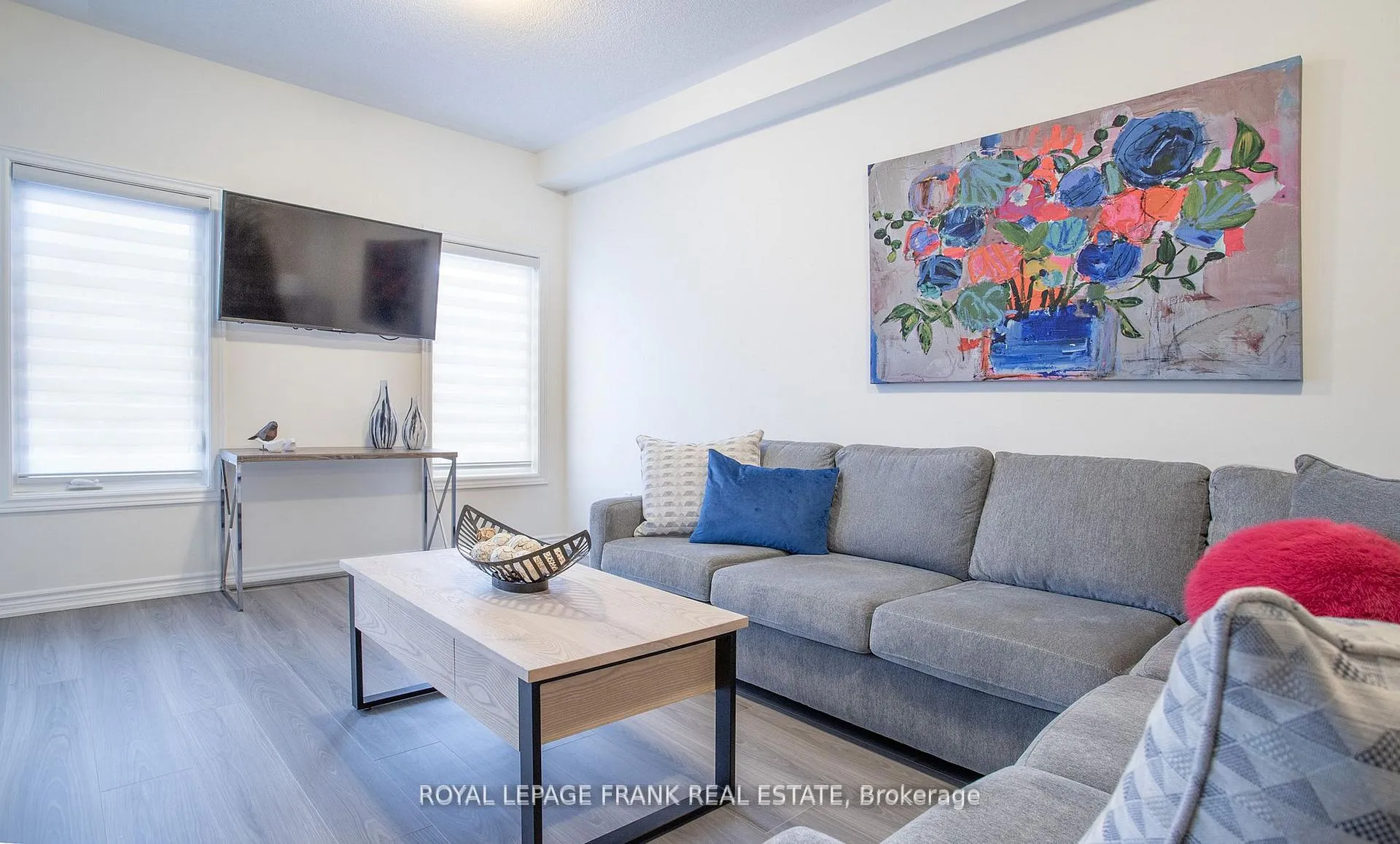Photo 10 of 89 North Garden Boulevard, Scugog, Port Perry — HOMEH