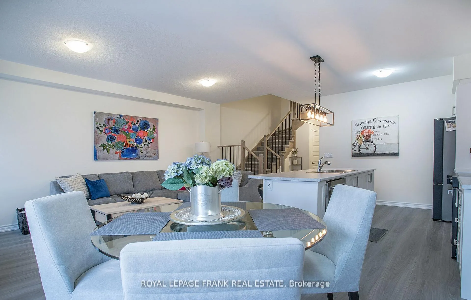 Photo 13 of 89 North Garden Boulevard, Scugog, Port Perry — HOMEH