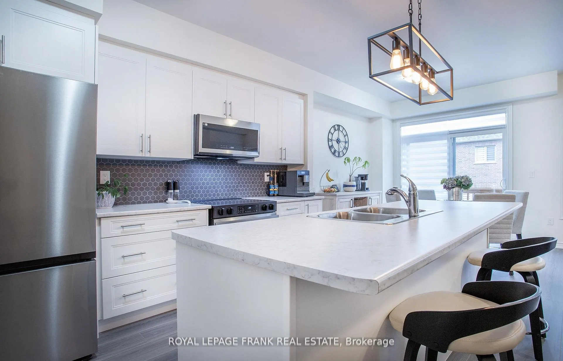 Photo 15 of 89 North Garden Boulevard, Scugog, Port Perry — HOMEH
