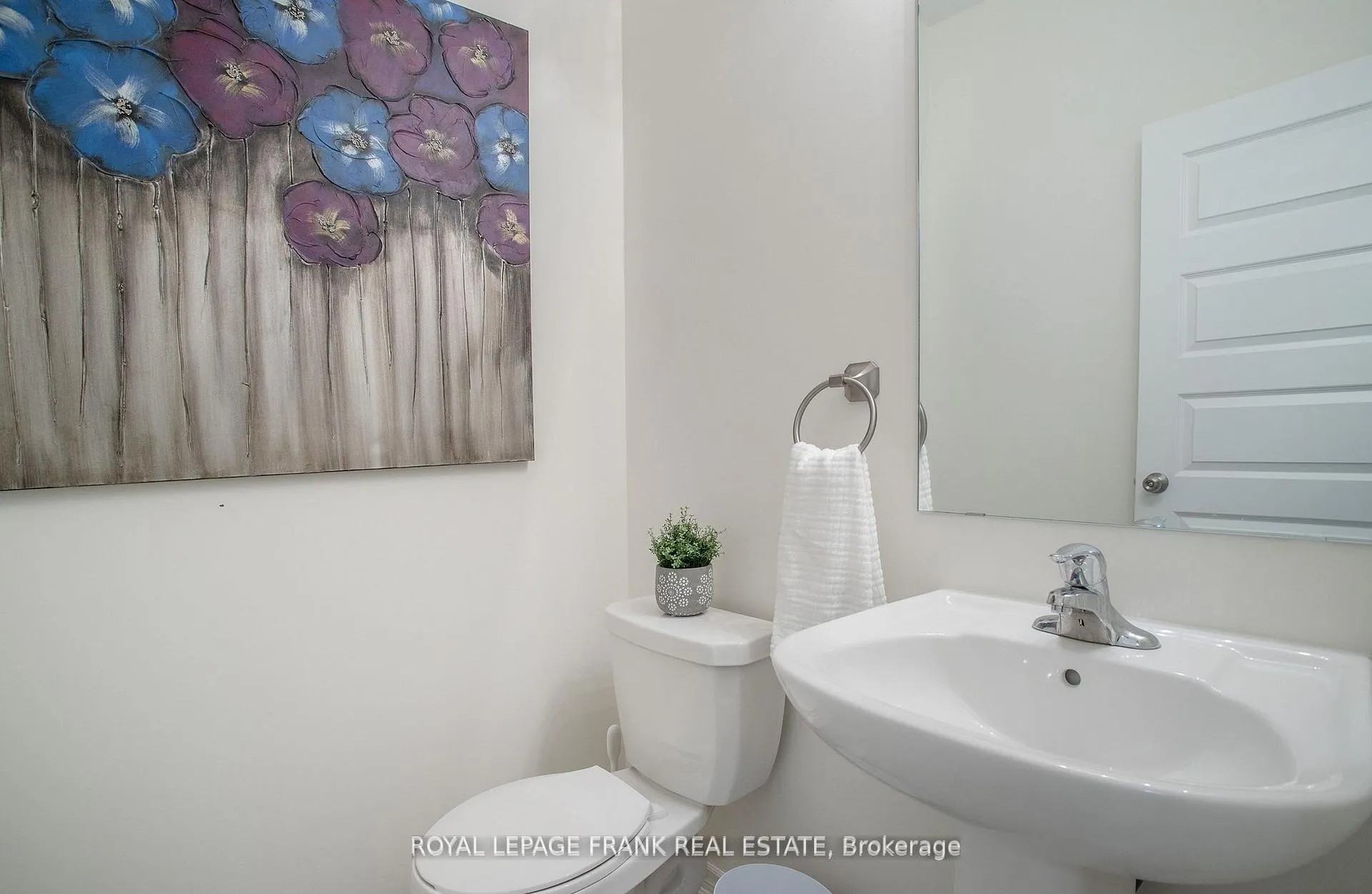 Photo 19 of 89 North Garden Boulevard, Scugog, Port Perry — HOMEH