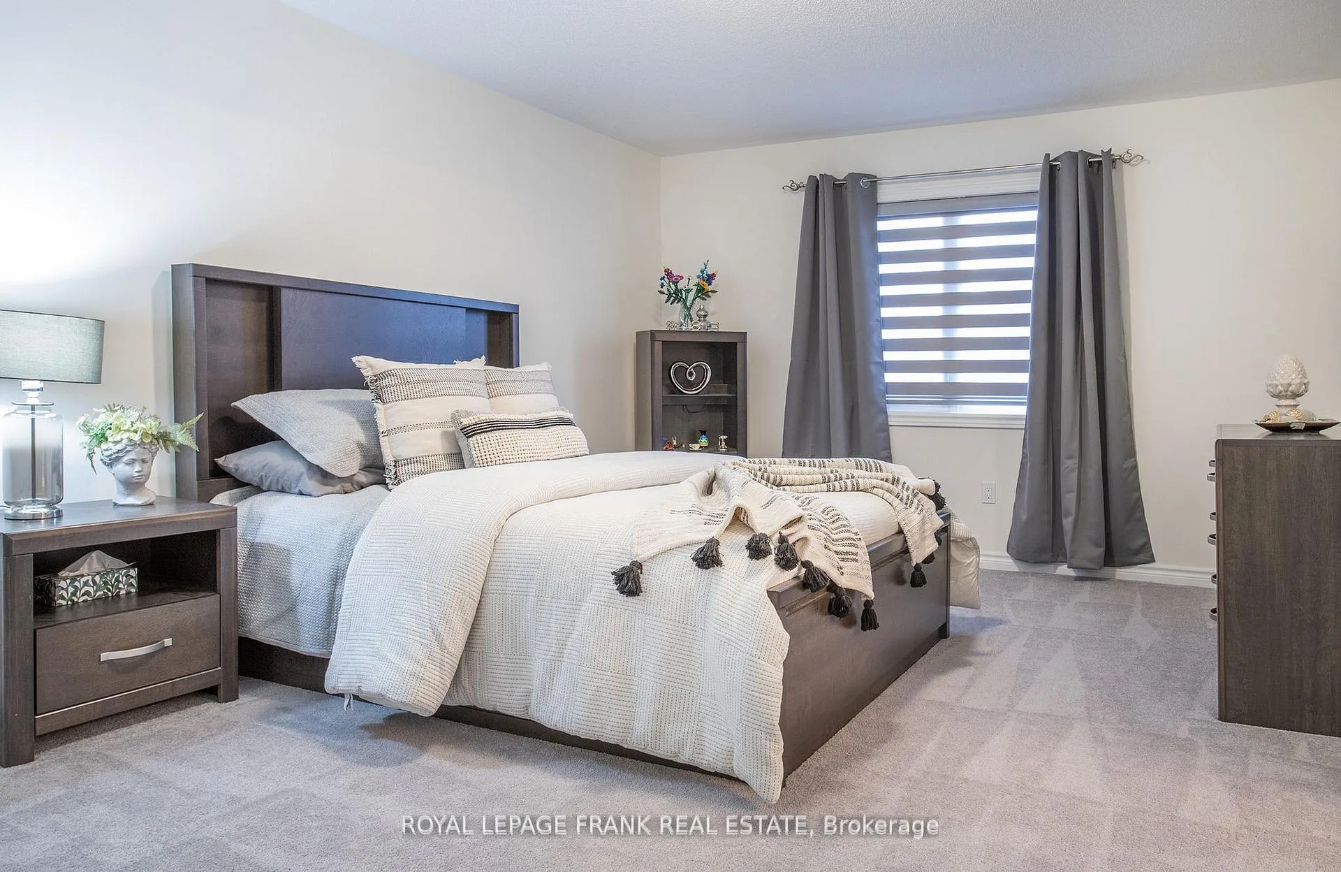 Photo 23 of 89 North Garden Boulevard, Scugog, Port Perry — HOMEH