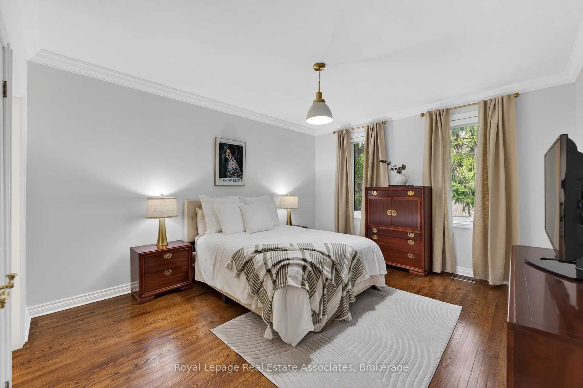 Photo 33 of 12 Westmount Park Road, Etobicoke, Humber Heights — HOMEH
