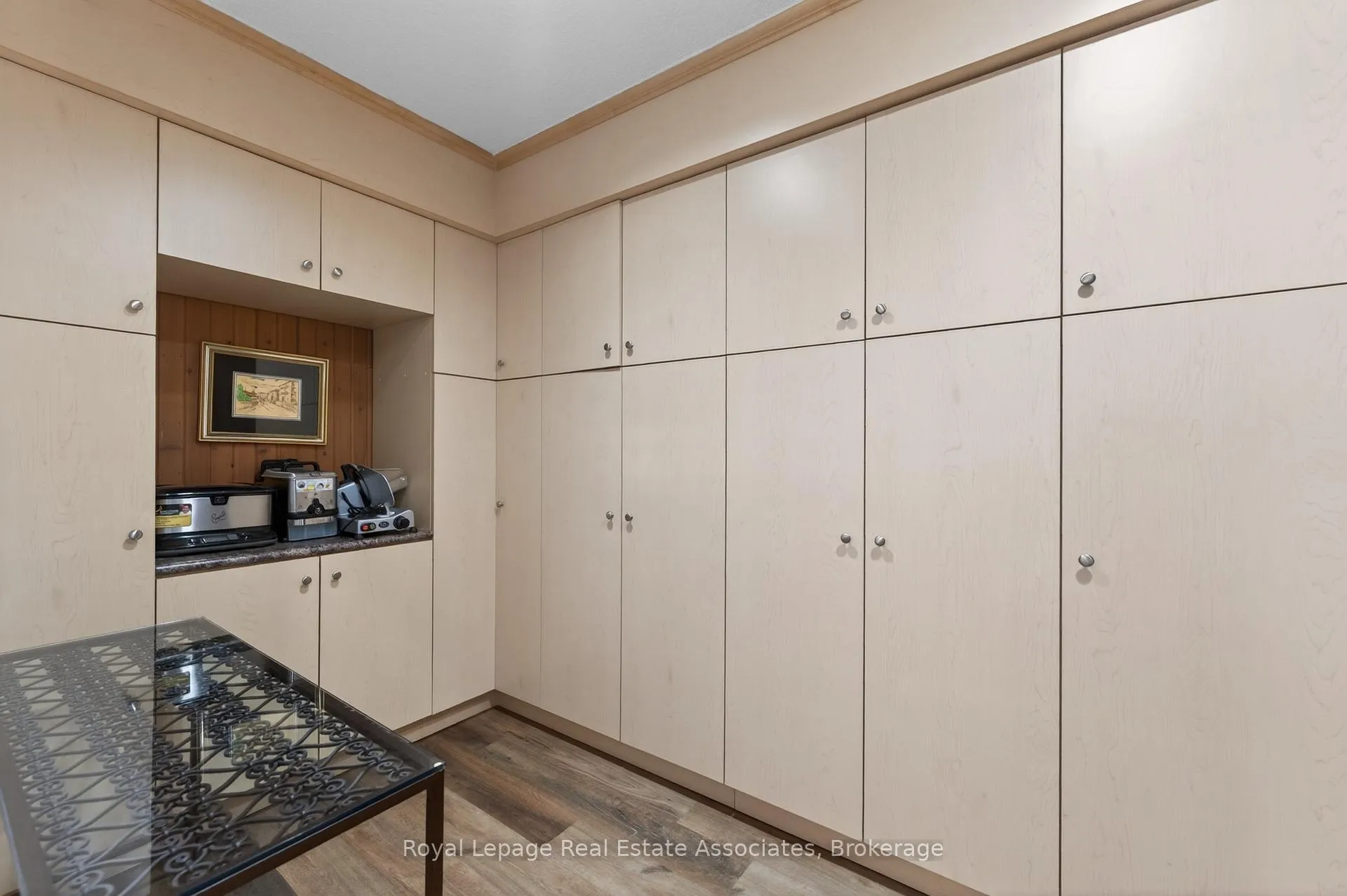 Photo 43 of 12 Westmount Park Road, Etobicoke, Humber Heights — HOMEH