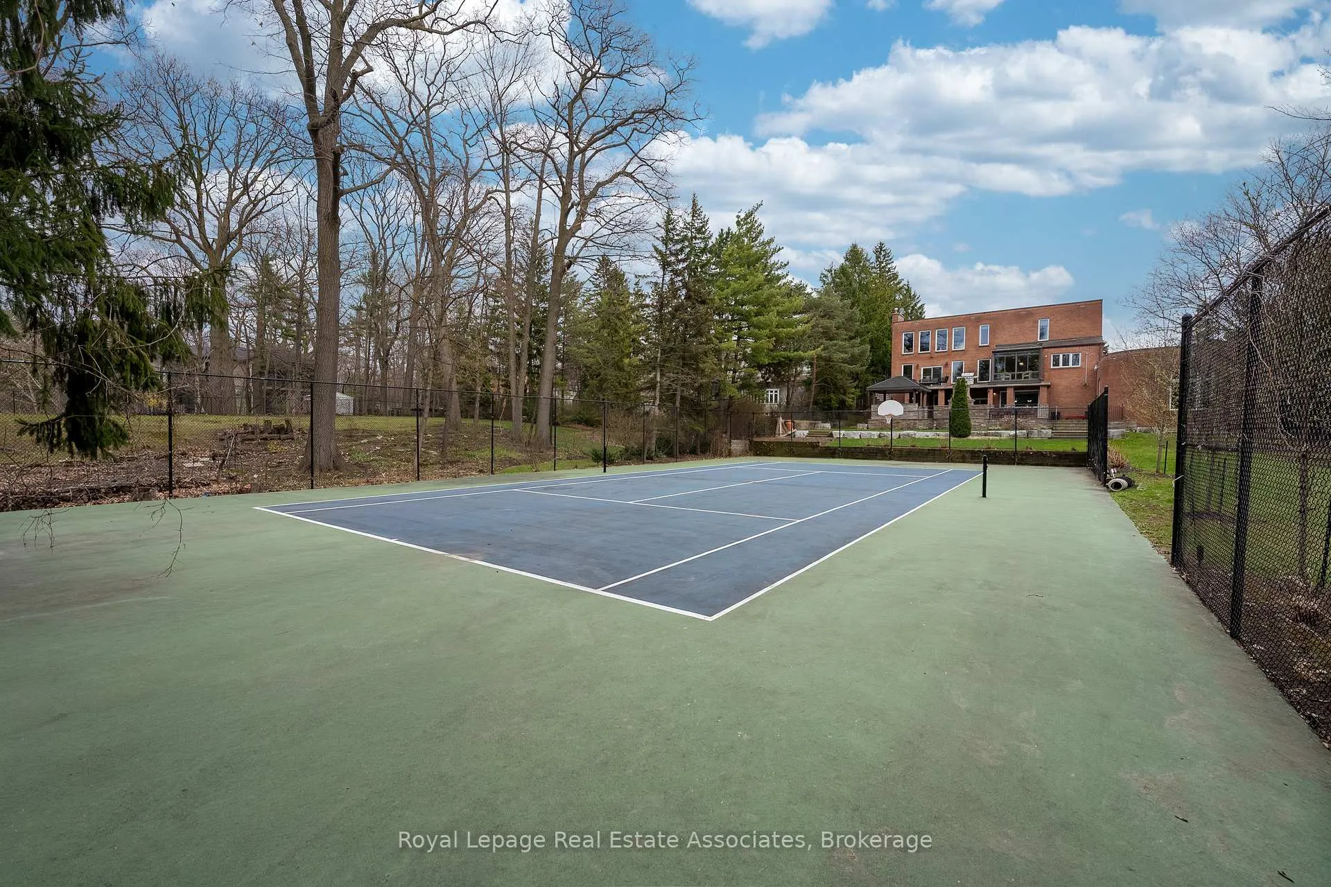 Photo 48 of 12 Westmount Park Road, Etobicoke, Humber Heights — HOMEH