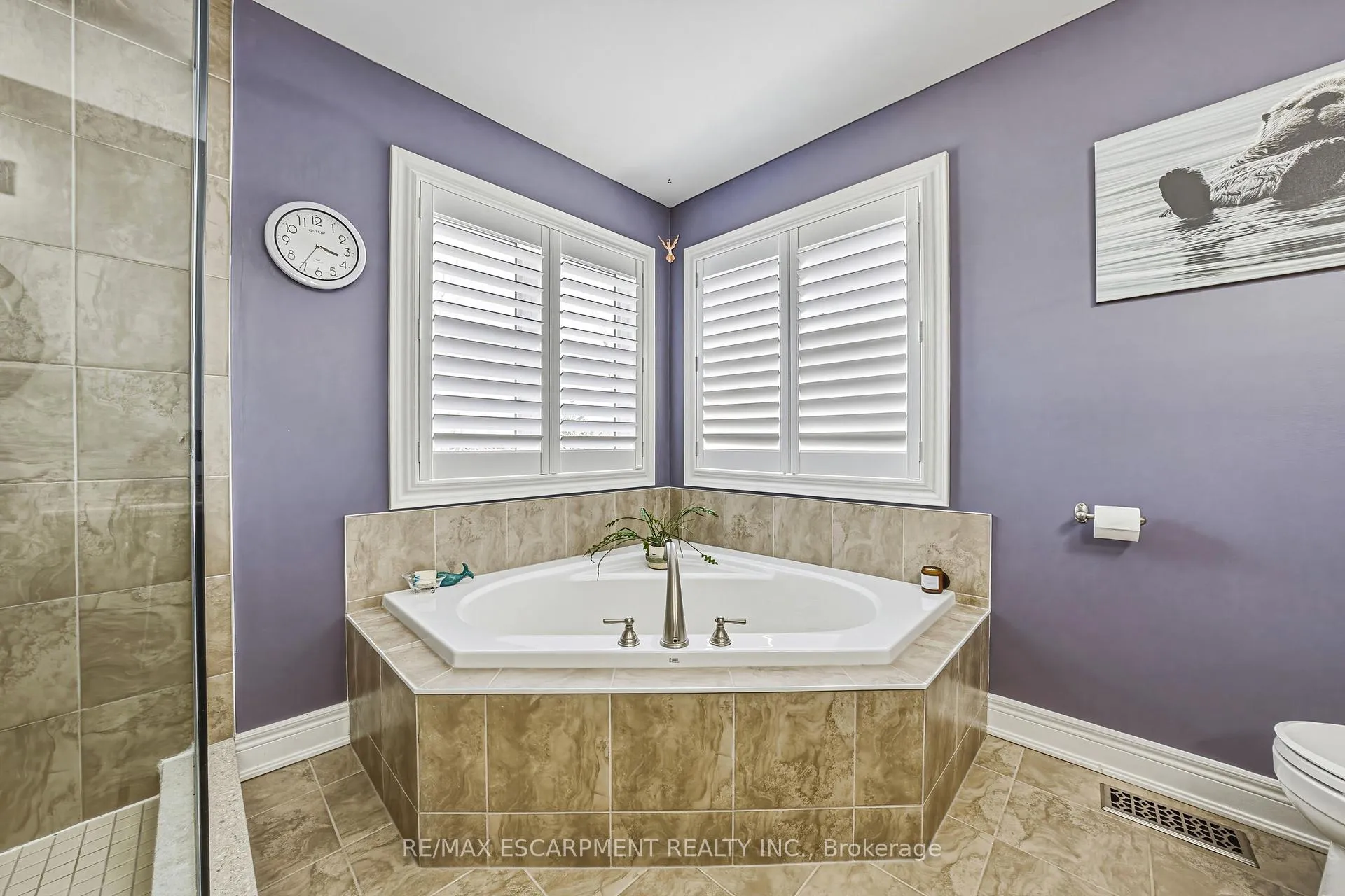 Photo 28 of 405 Valridge Drive, Hamilton, Ancaster — HOMEH