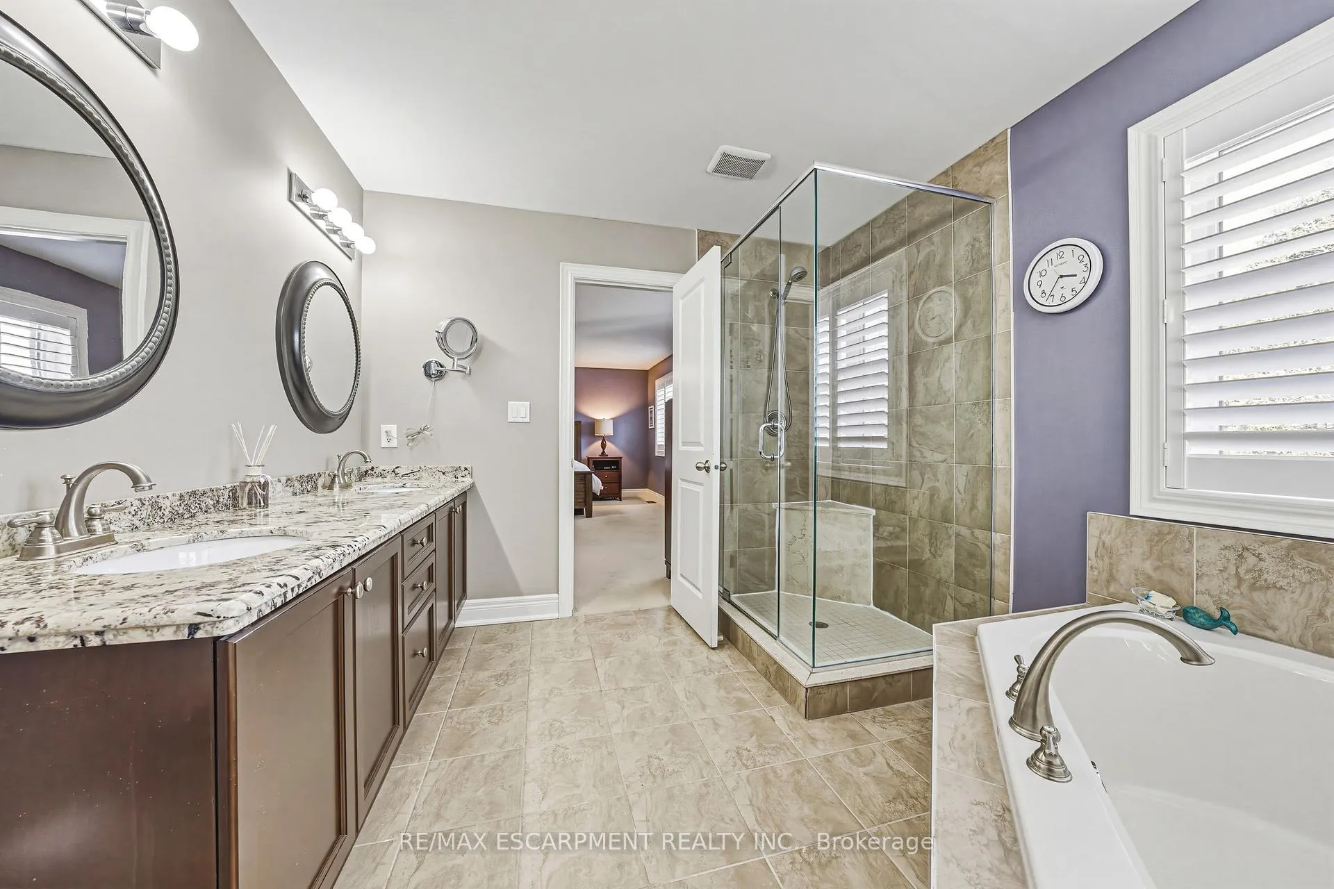 Photo 29 of 405 Valridge Drive, Hamilton, Ancaster — HOMEH