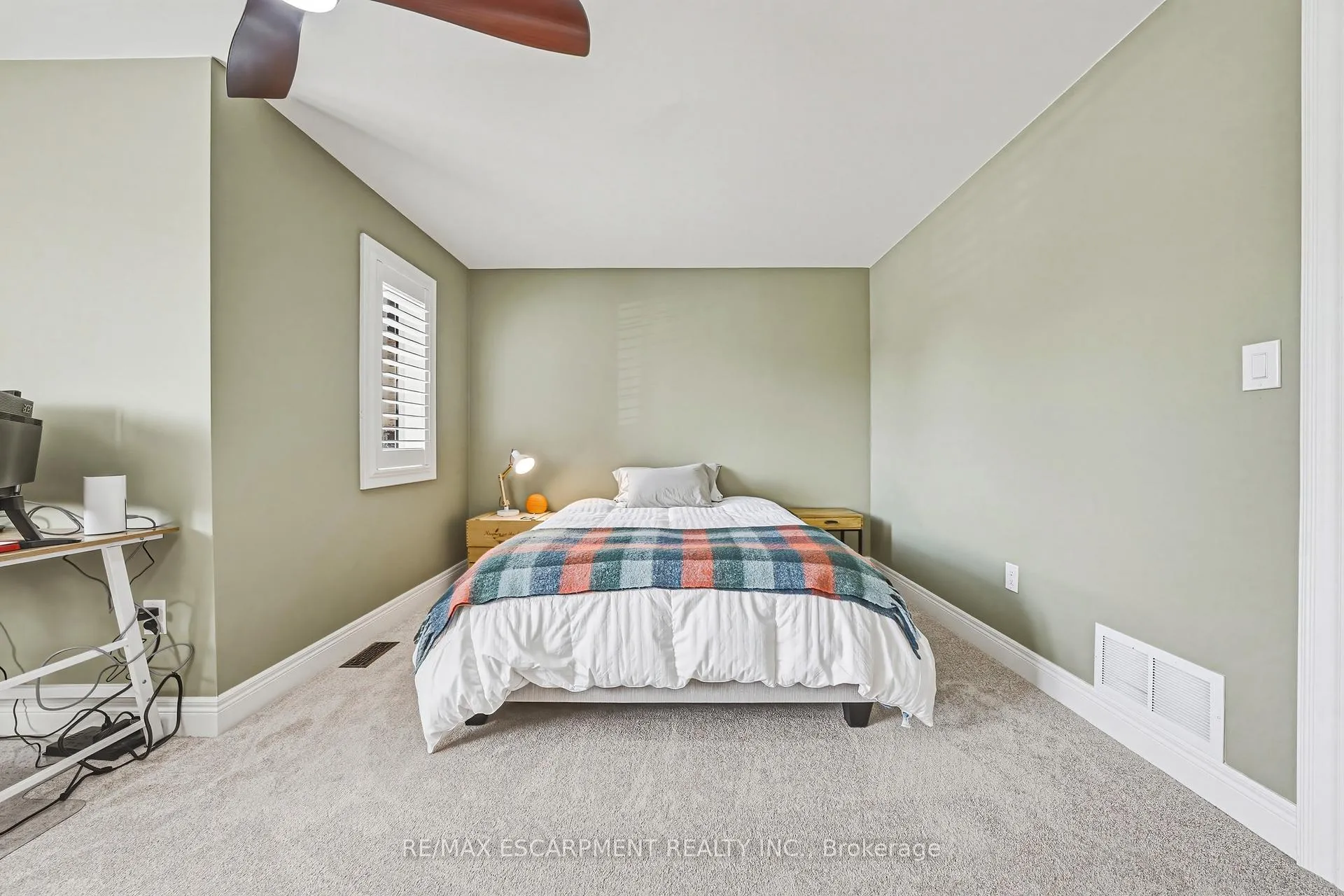 Photo 31 of 405 Valridge Drive, Hamilton, Ancaster — HOMEH